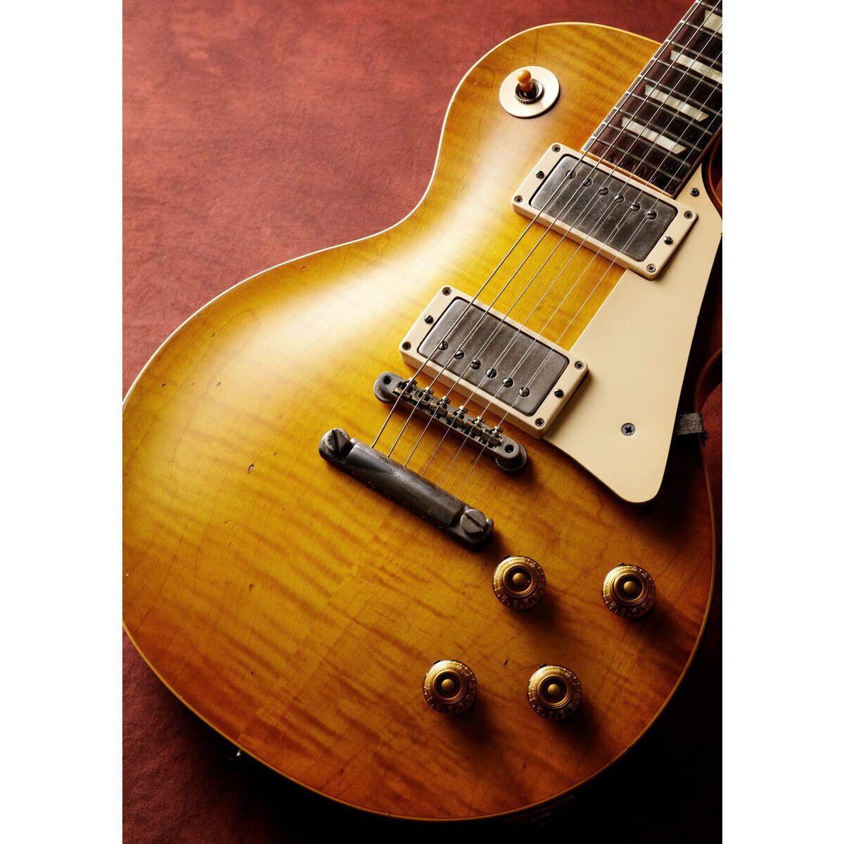 究極のヴィンテージ・バースト写真集『The GIBSON Les Paul 究極のヴィンテージ・バースト写真集『The GIBSON Les Paul
