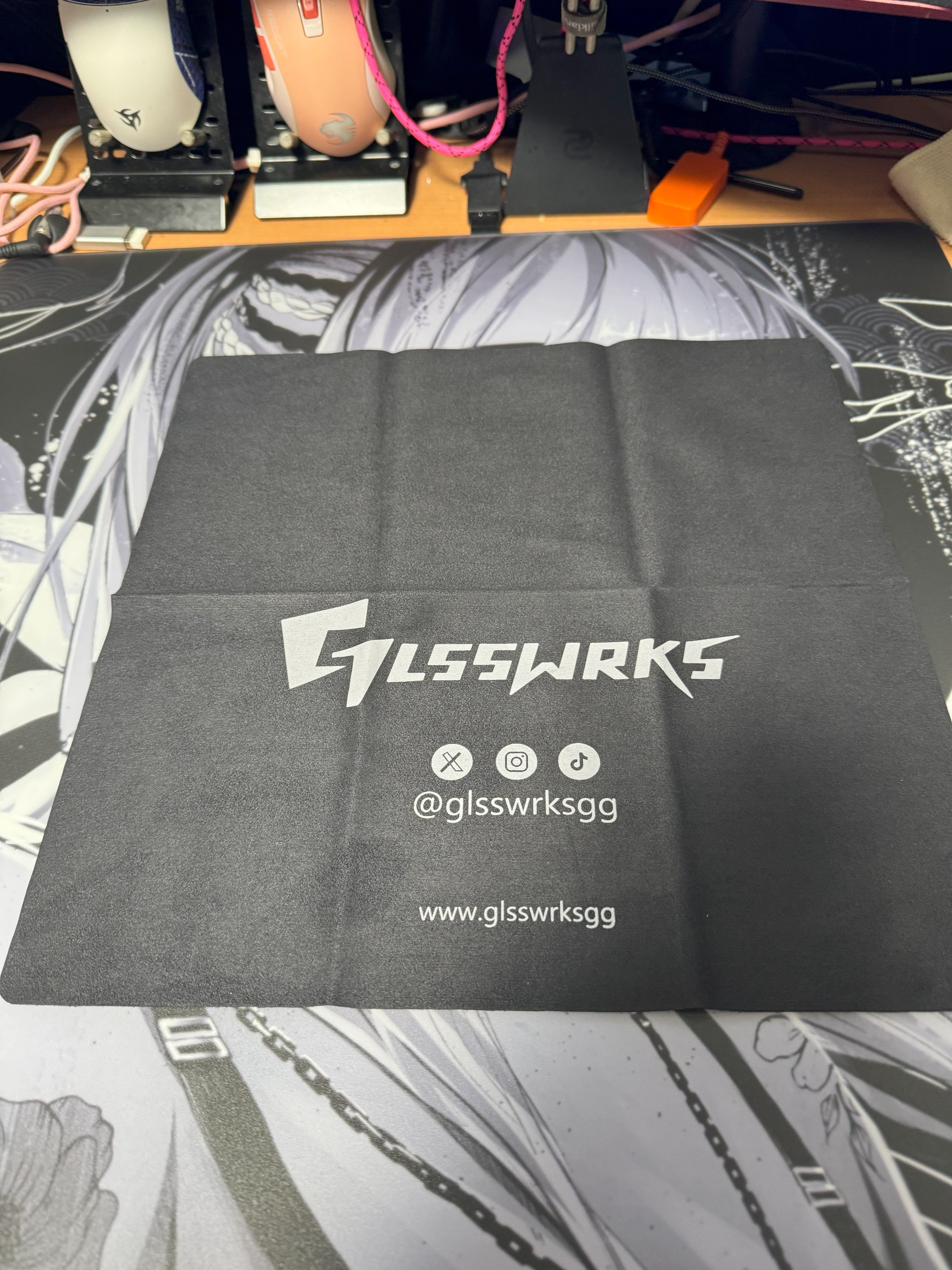 GLSSWRKS Kazemi Premium Glass Mousepad Japan Limited Edition GLSSWRKS Kazemi Premium Glass Mousepad Japan Limited Edition