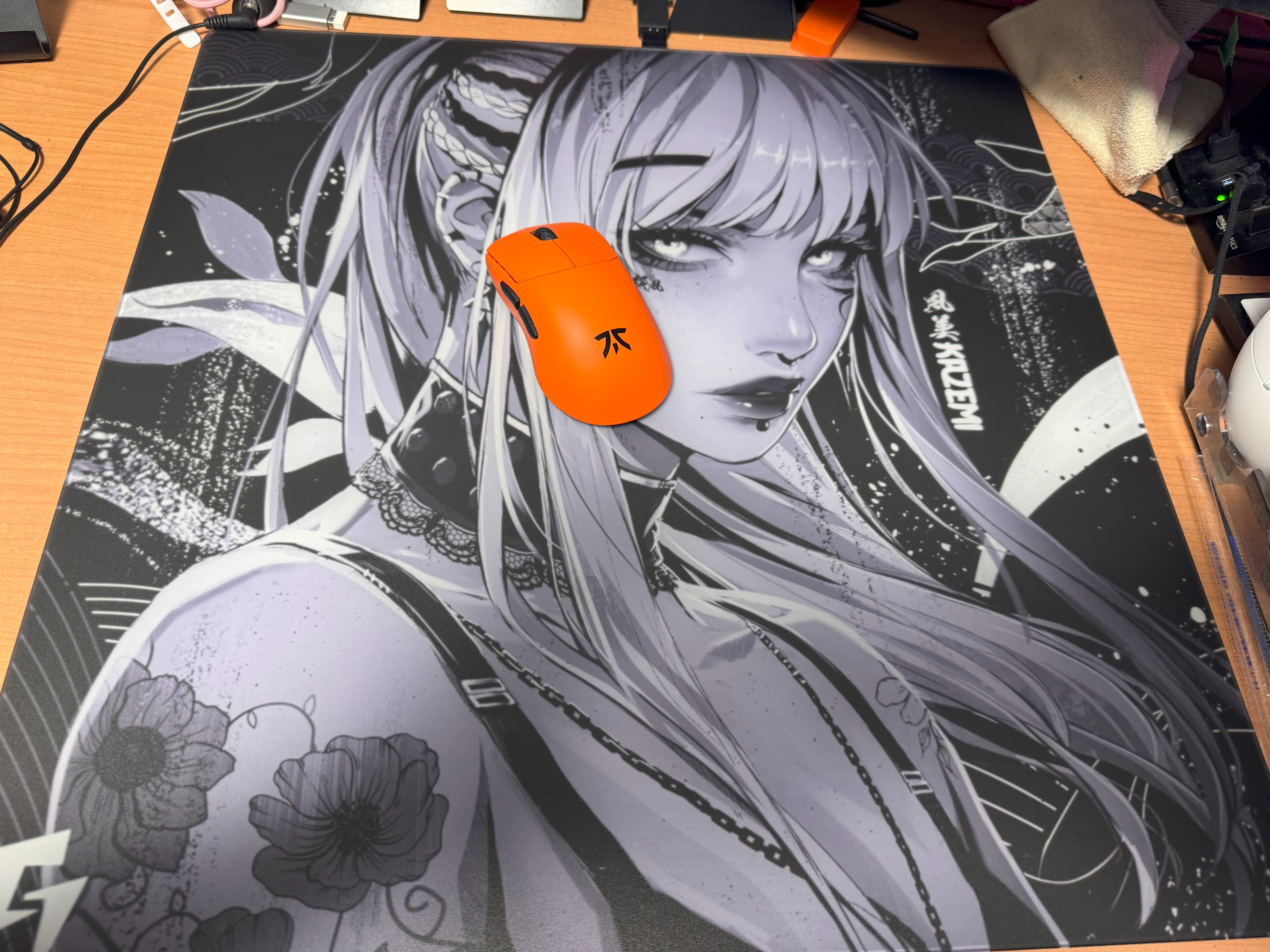 GLSSWRKS Kazemi Premium Glass Mousepad Japan Limited Edition GLSSWRKS Kazemi Premium Glass Mousepad Japan Limited Edition