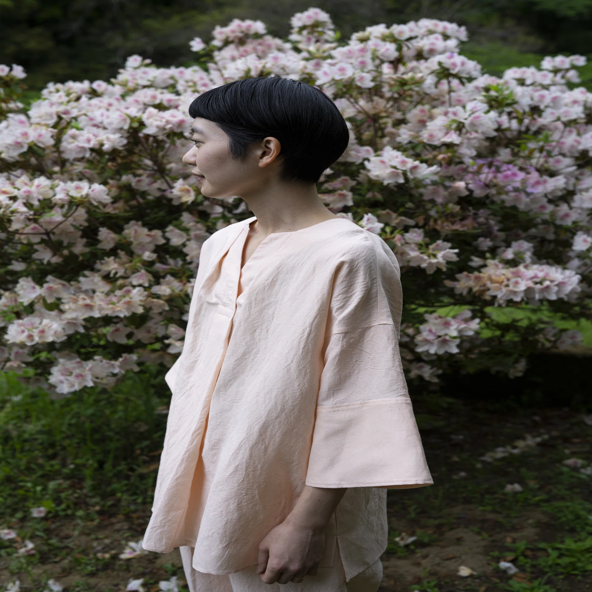 門井里緒さんデザインのシルクリネンシャツとチュニックのご紹介｜SILKKI