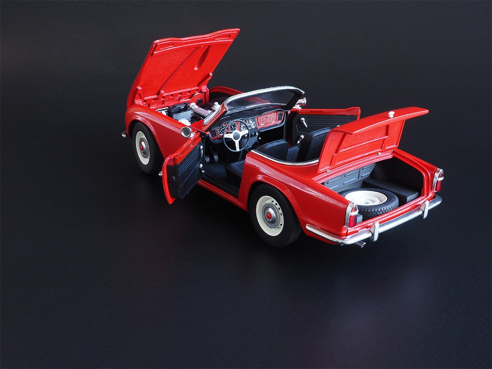 カーモデルギャラリー】 1/24 Triumph TR4 (3Dプリント フル カーモデルギャラリー】 1/24 Triumph TR4 (3Dプリント フル