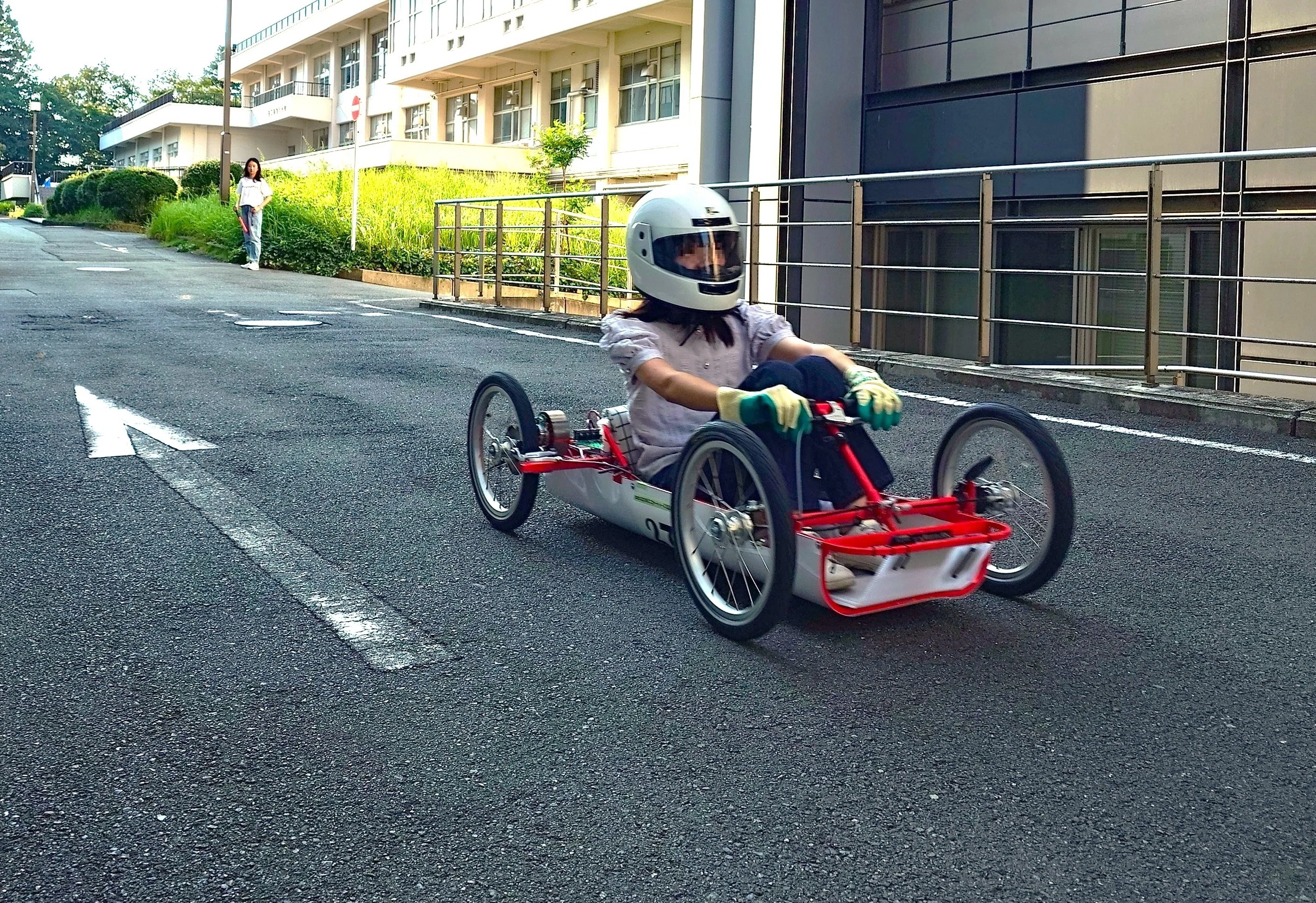 授業でレース⁉ 理工学部 夏休みの特別授業｜明治大学入学センター