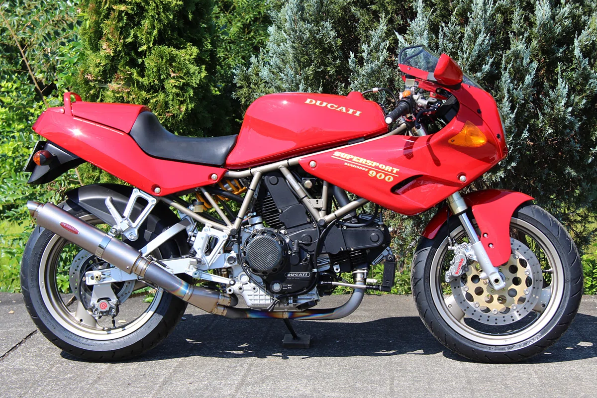DUCATI 900ss完成写真集 整備内容追加しました｜タサキチューニング