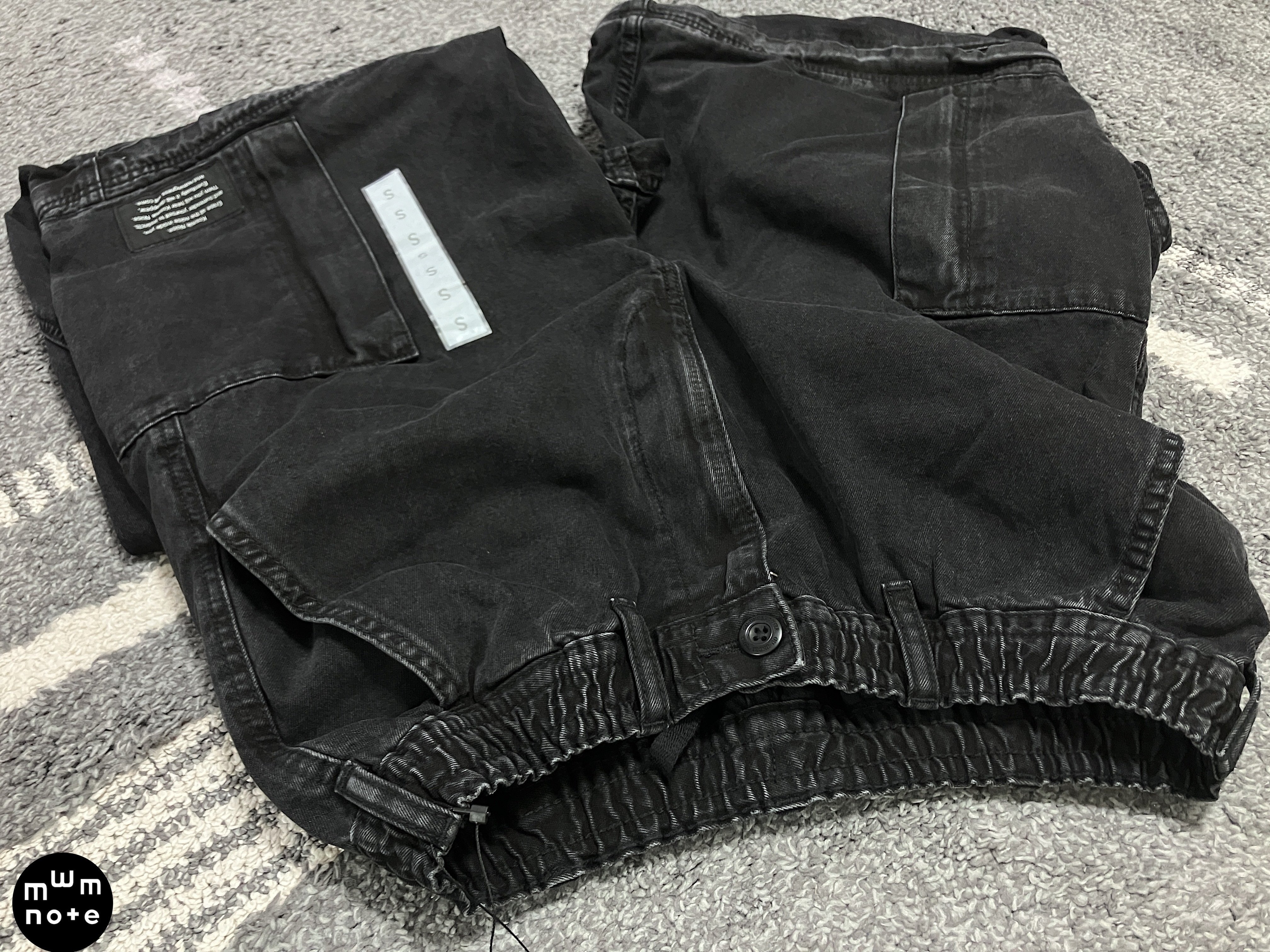 GU x UNDERCOVERのデニムコンバーチブルワイドカーゴパンツが