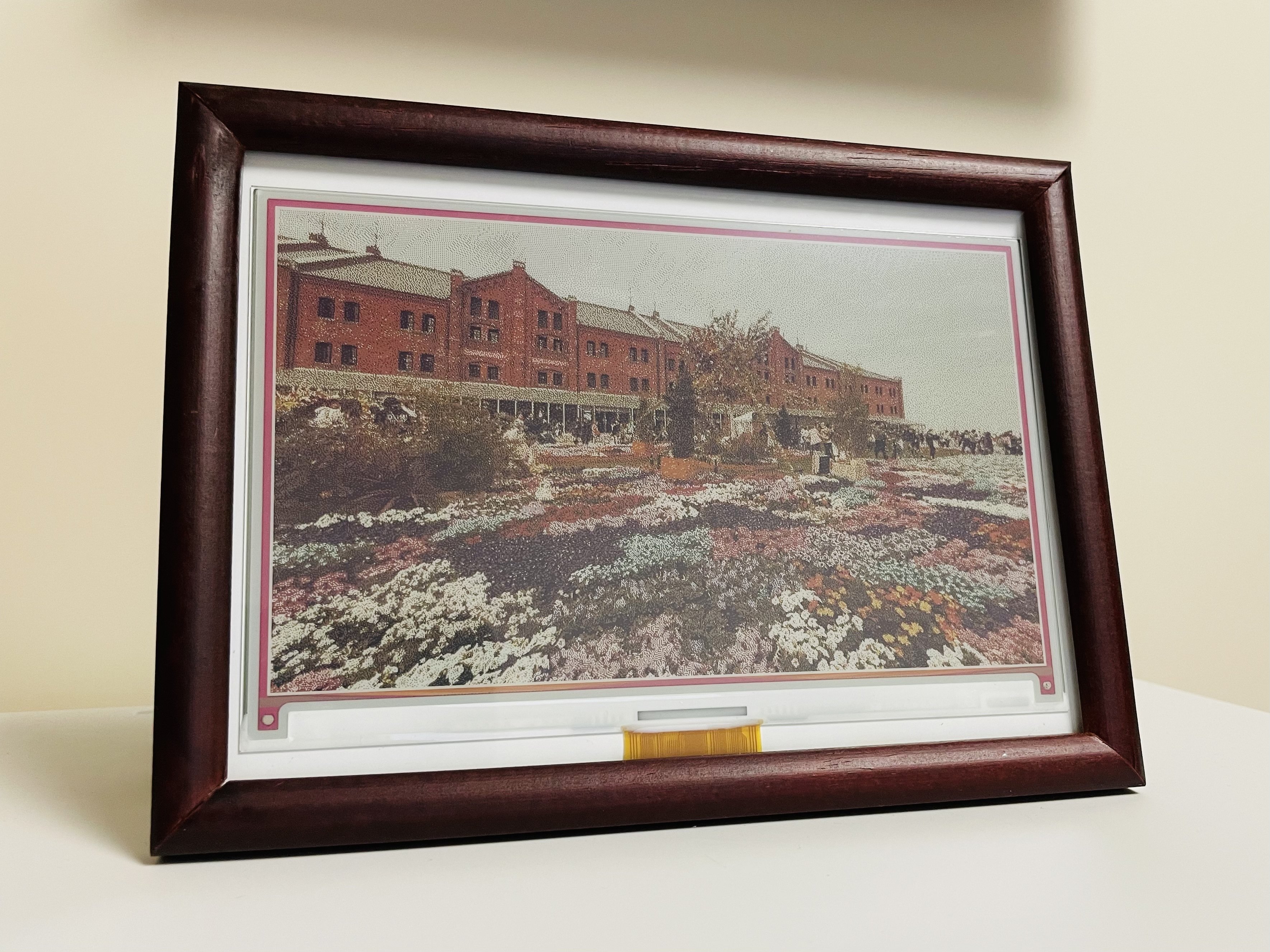 カラー電子ペーパーでフォトフレームを作る｜NJRecalls