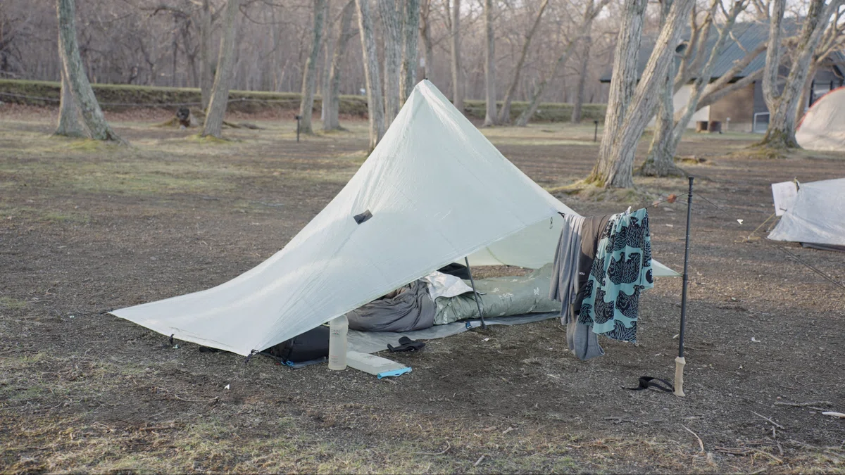 ギア紹介】Mountain Laurel Designs の「CRICKET PYRAMID TARP」｜天候 