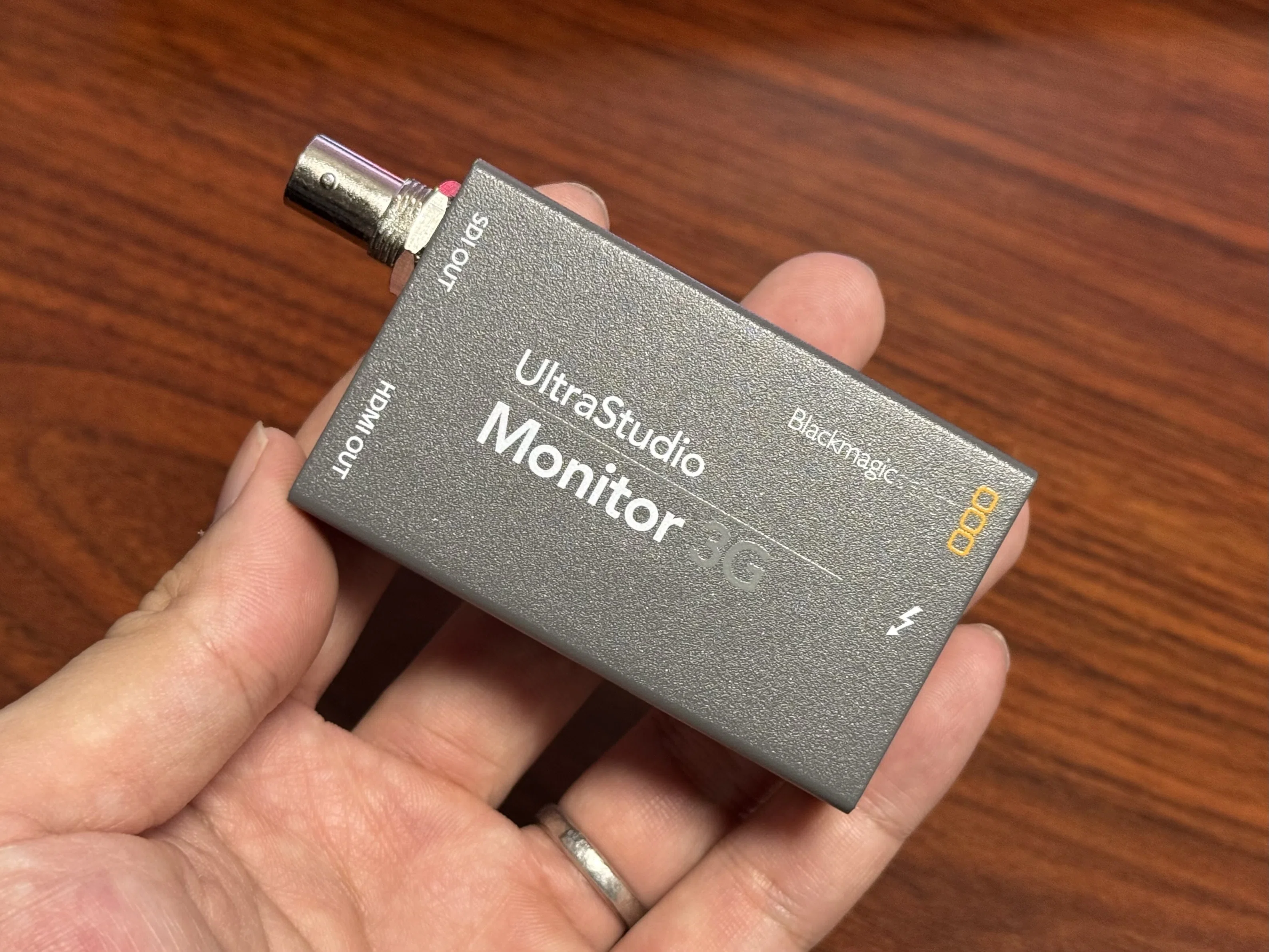 動画編集ソフトDavinci Resolveの「オートスティンガー」機能を映像