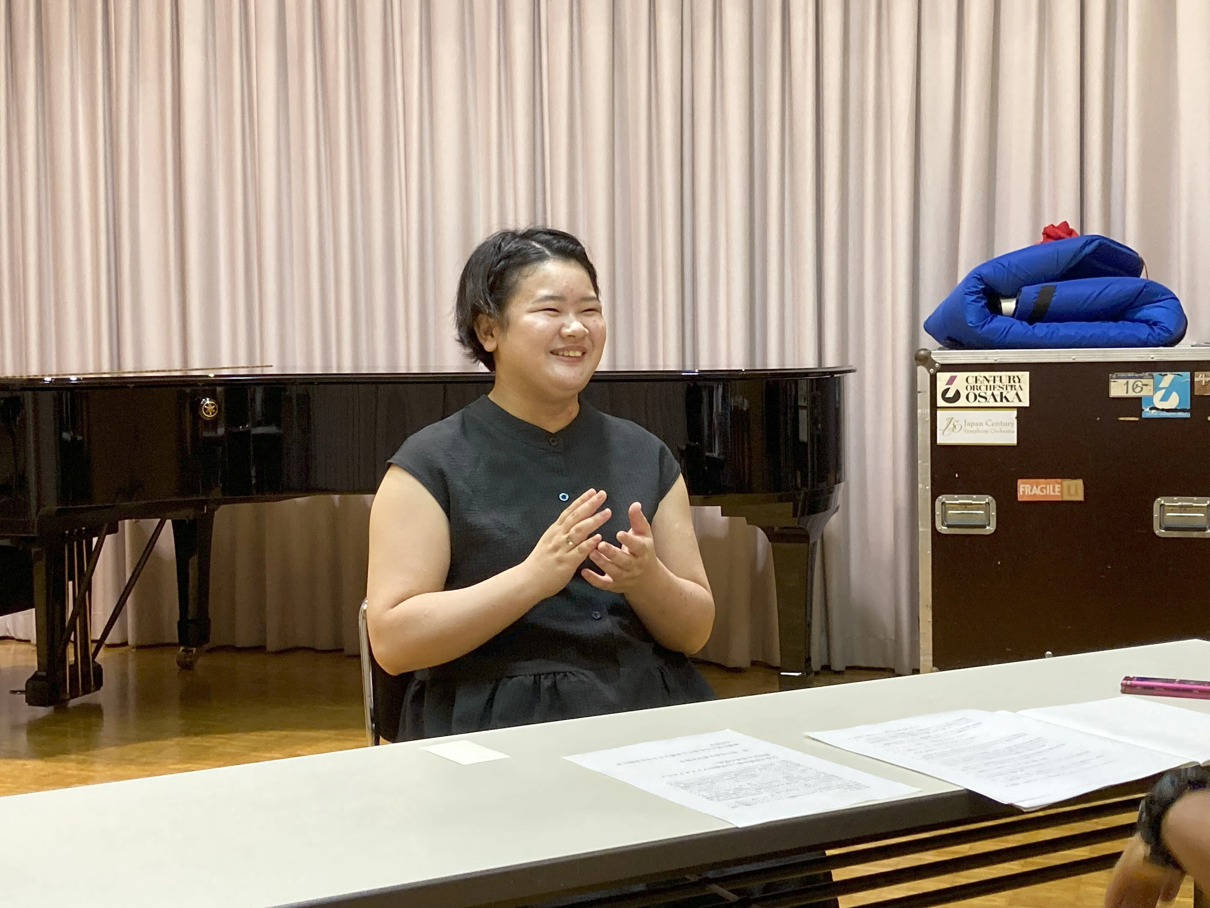 全身で音楽を楽しむ笑顔のヴァイオリニスト｜豊中市公式note