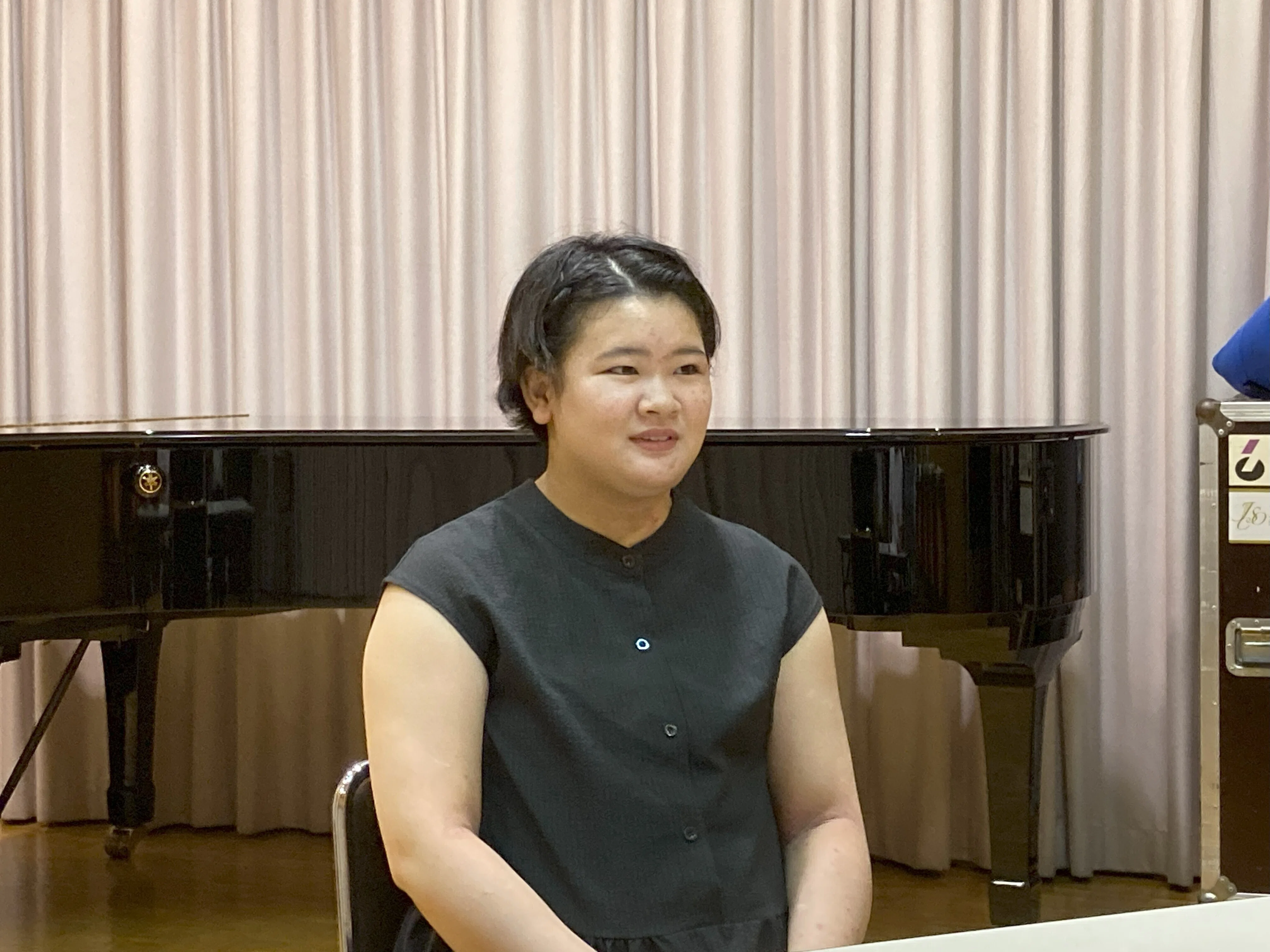 全身で音楽を楽しむ笑顔のヴァイオリニスト｜豊中市公式note