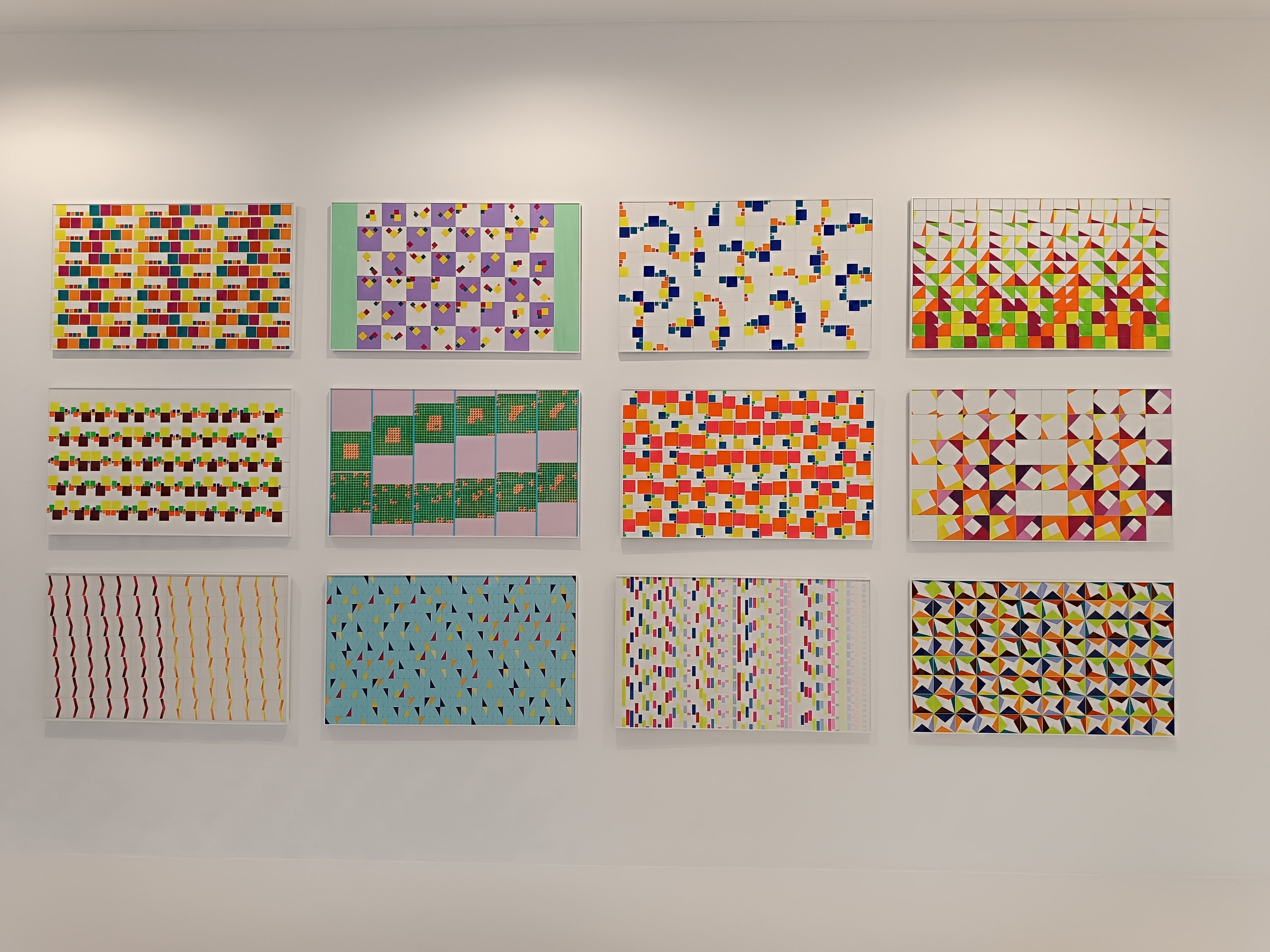 Giovanni Pizzoのカラフルな幾何学模様の作品を鑑賞する｜シマ子