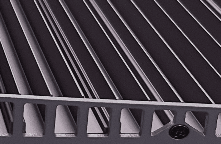 コストパフォーマンス抜群の植物育成ライト 