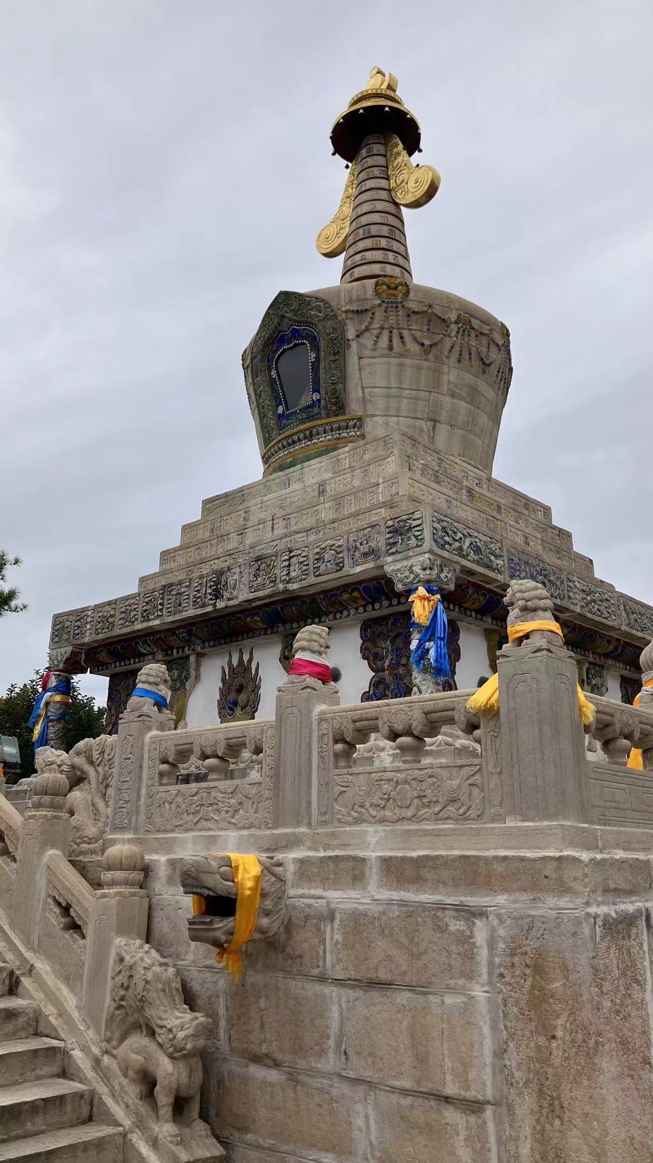 色鮮やさに心奪われる！内モンゴル自治区のチベット仏教寺院を散策｜小