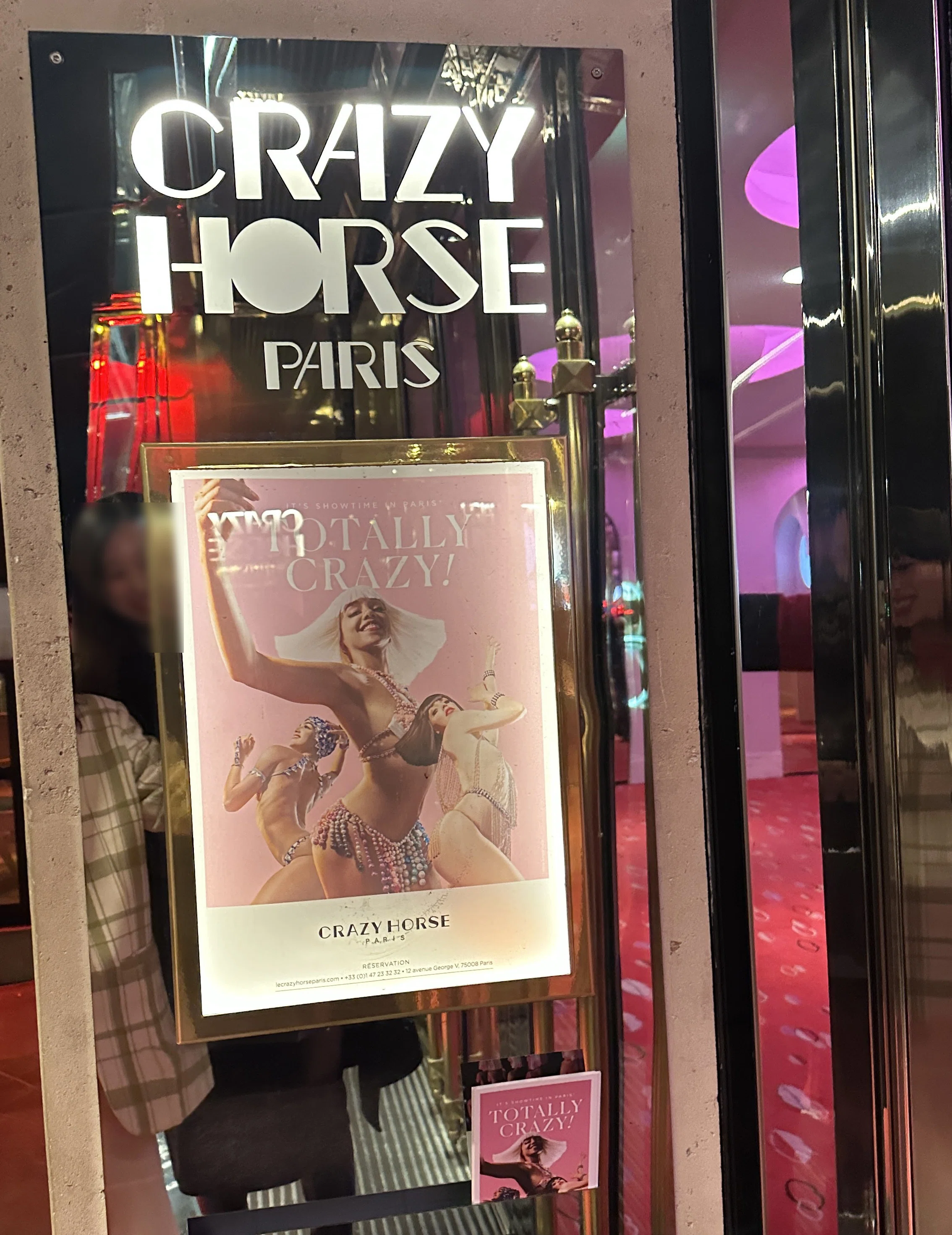 パリの「クレイジー・ホース」に行ってみたよ｜ふりぷろ｜ 女子旅を