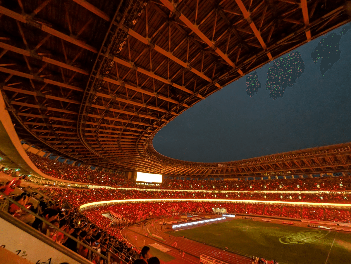 旧国立競技場　VIP席 24-26 国立VIP体験記｜清水海月