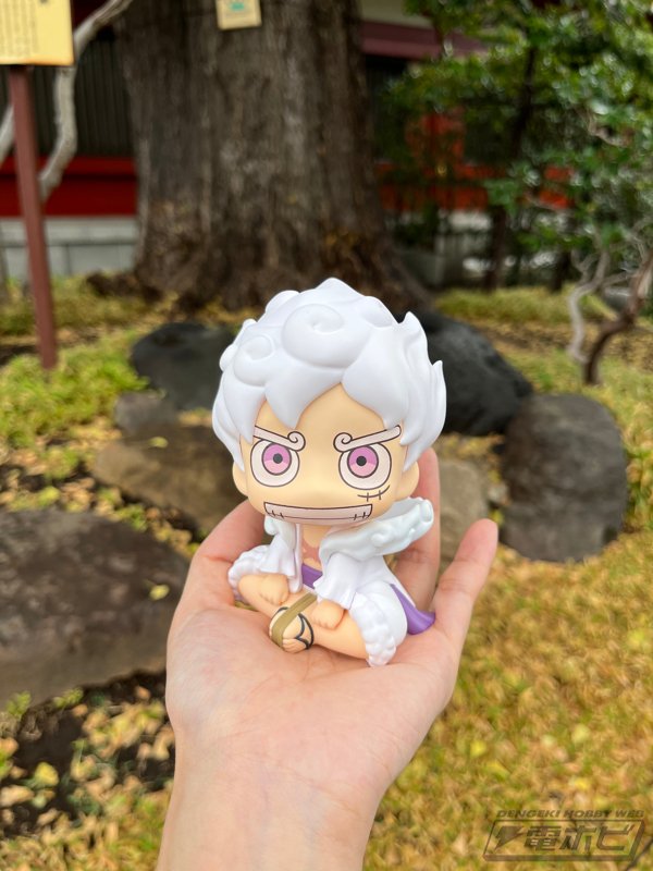 ワンピース』より、「猫」に大変身しちゃう「MEGA CAT PROJECT