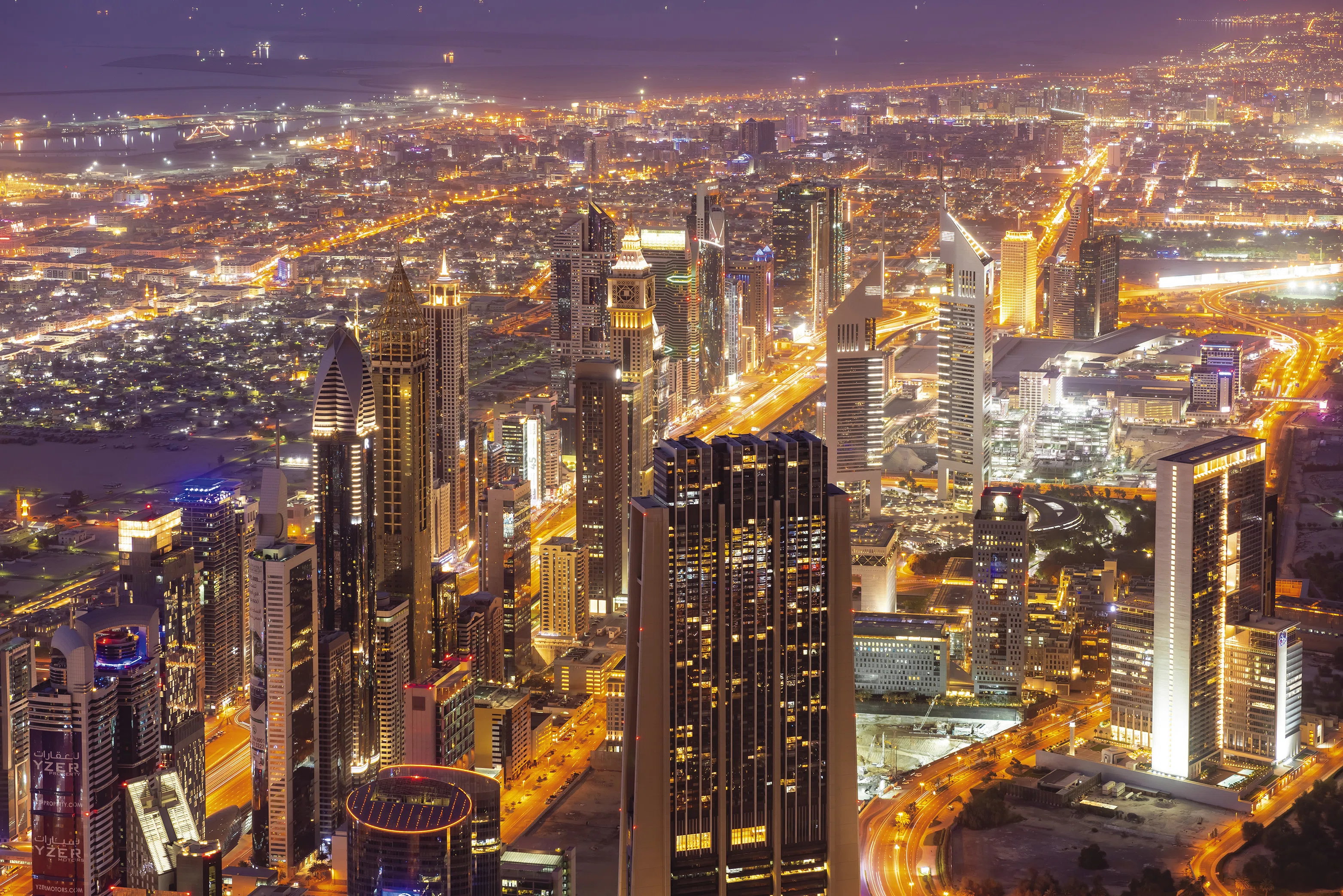 世界114都市、写真602点収録!! 夜景写真の第一人者による世界の絶景