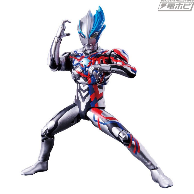 約80センチの超ビッグサイズ＆光る鳴るギミック搭載の「スーパー