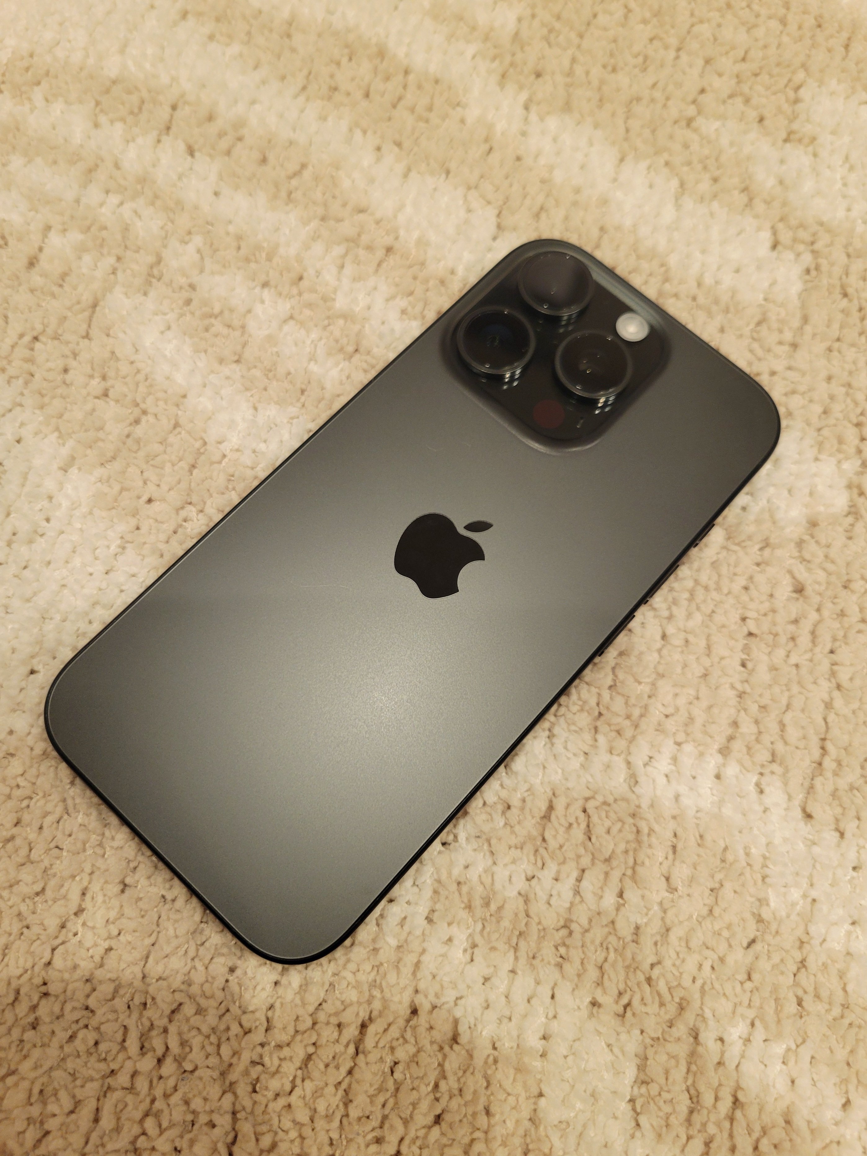 その他 iPhone12 Amazon.co.jp: ZENIX DESIGN TECH iPhone12 用 ケース Magsafe対応 半