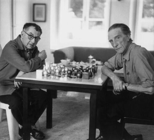 マン・レイ（Man Ray）の奇想天外な作品を解説！【オブジェ