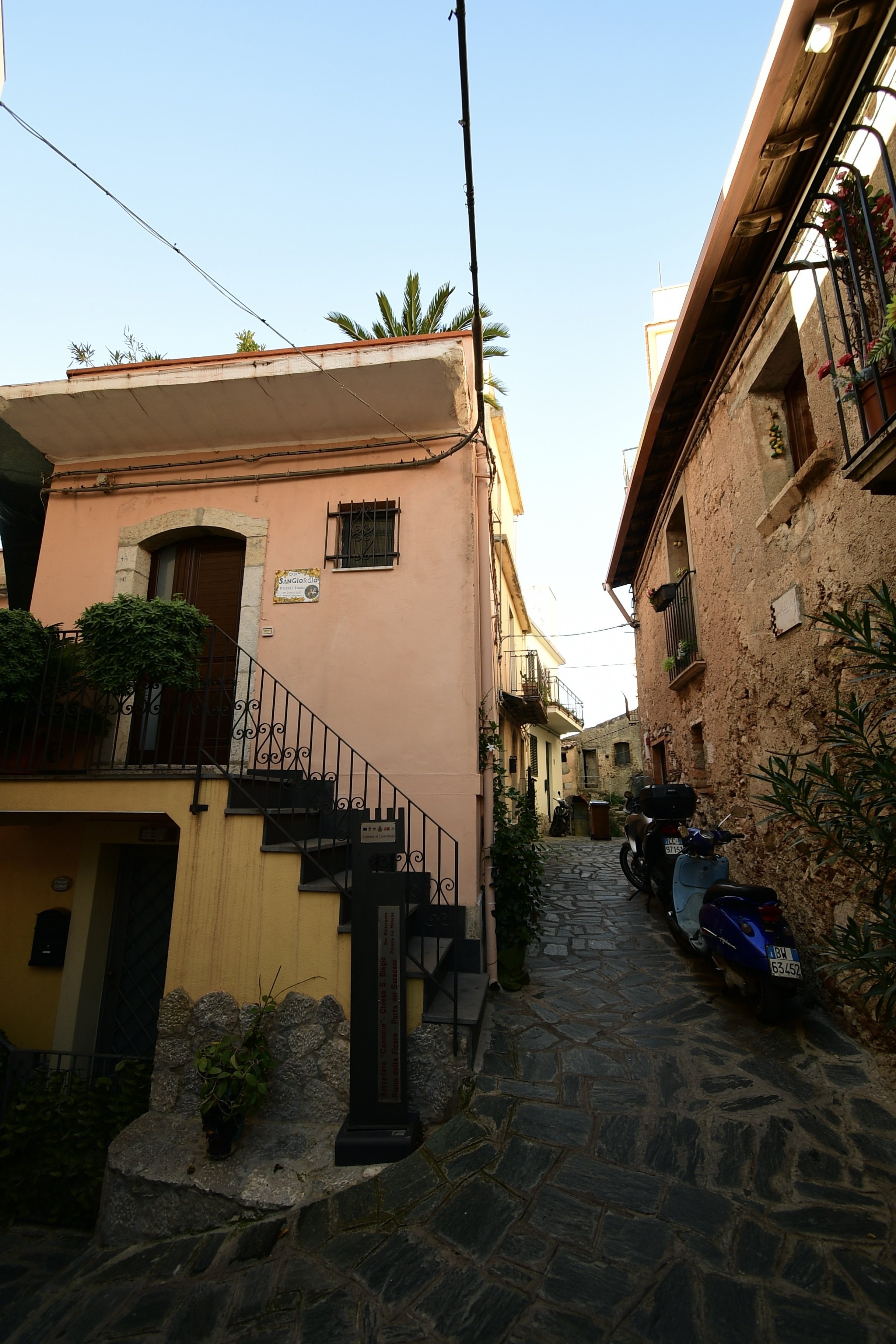 夏を追いかける旅2024〜シチリア島〜Vol.3 タオルミーナ｜Honey-K