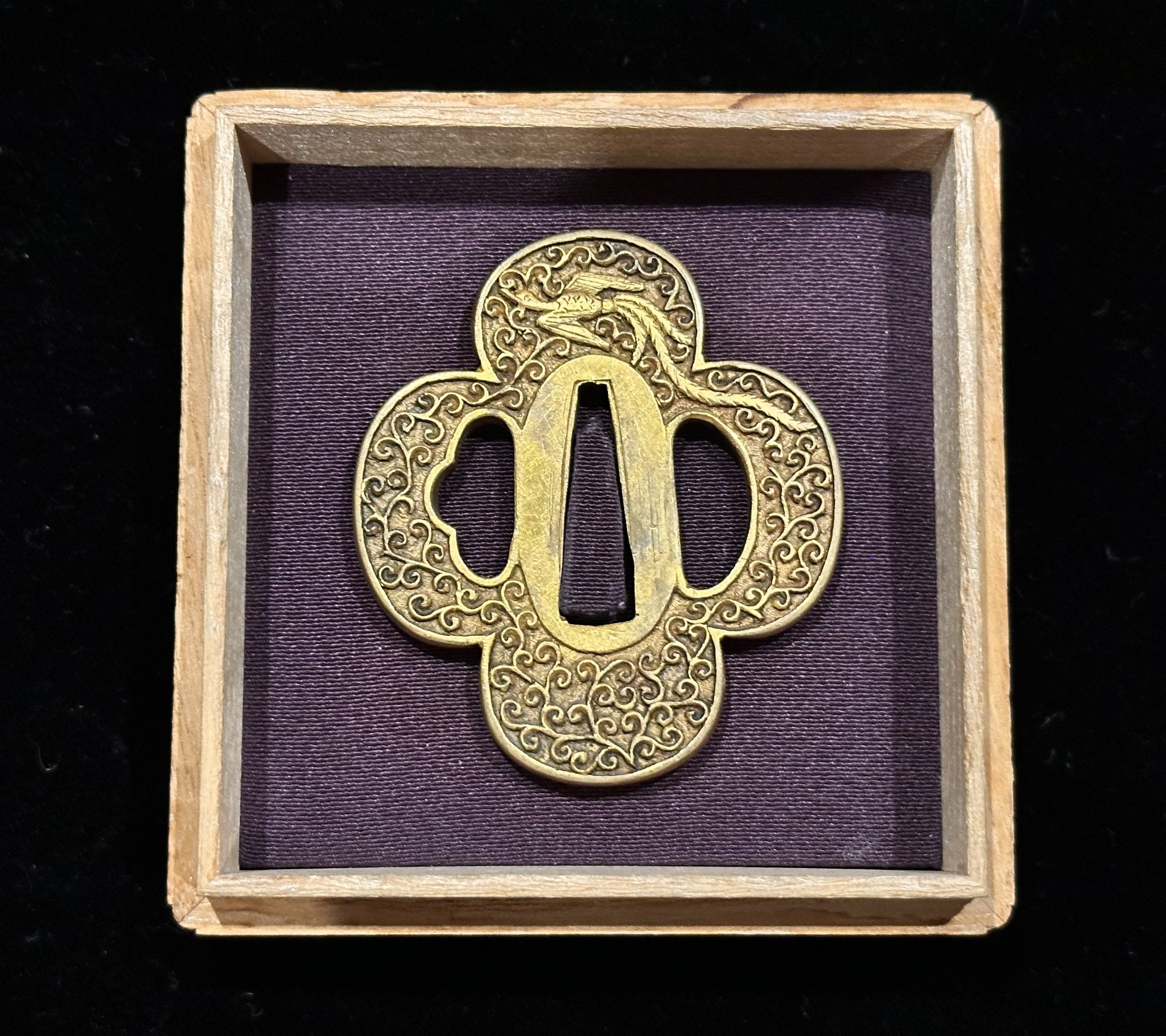 目的もなくただ何となく鐔鑑賞｜刀箱師の日本刀ブログ 中村圭佑