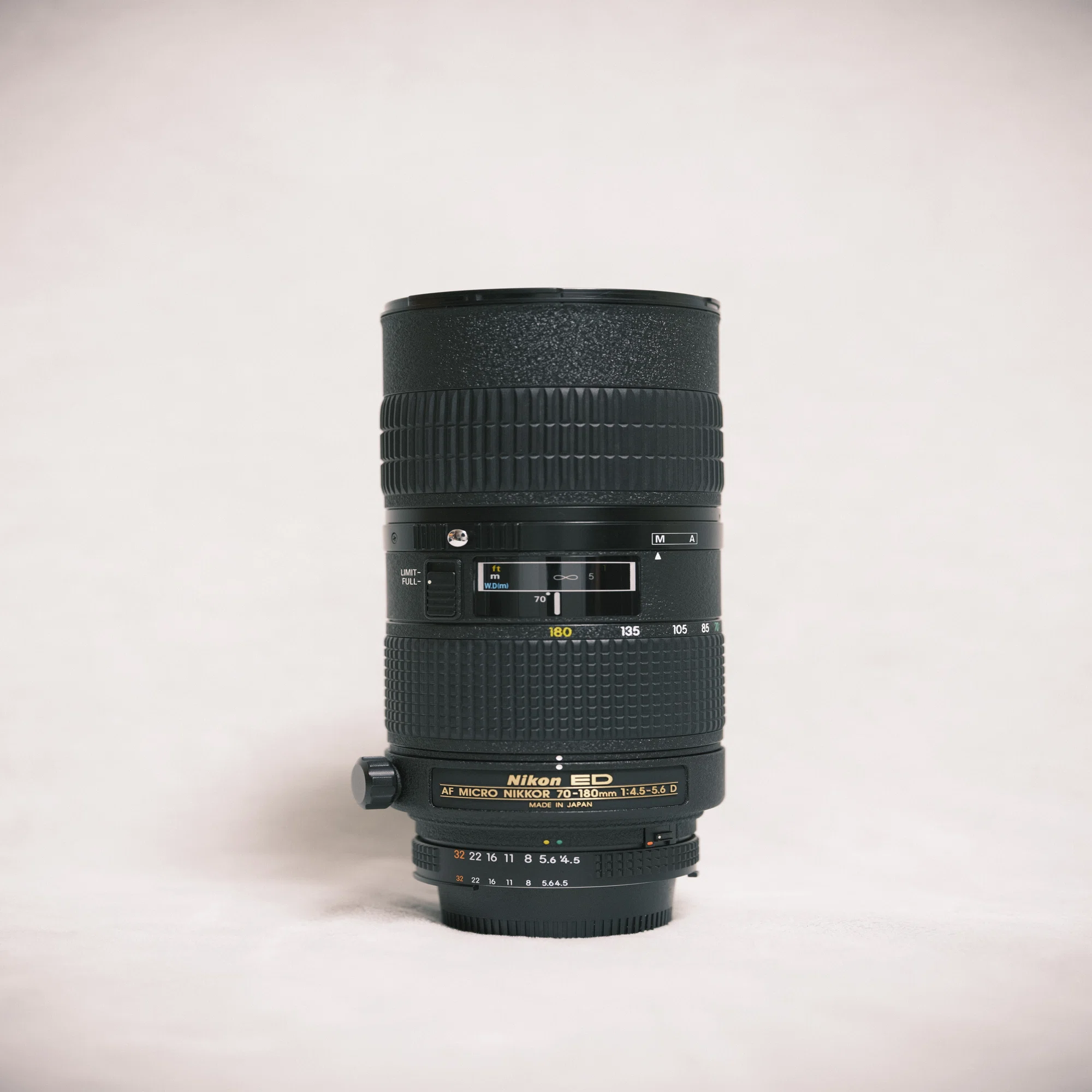 レビュー】マクロレンズの白眉 AF Zoom-Micro Nikkor ED 70-180mm F4.5 