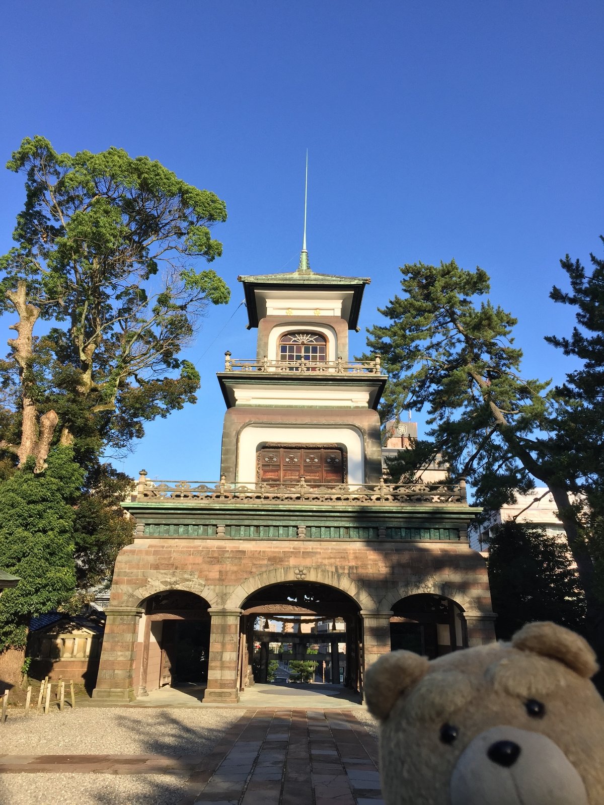 尾山神社の神門　和、漢、洋の三つの様式が融合された非常に珍しい建物　金沢市のシンボル　石川県
