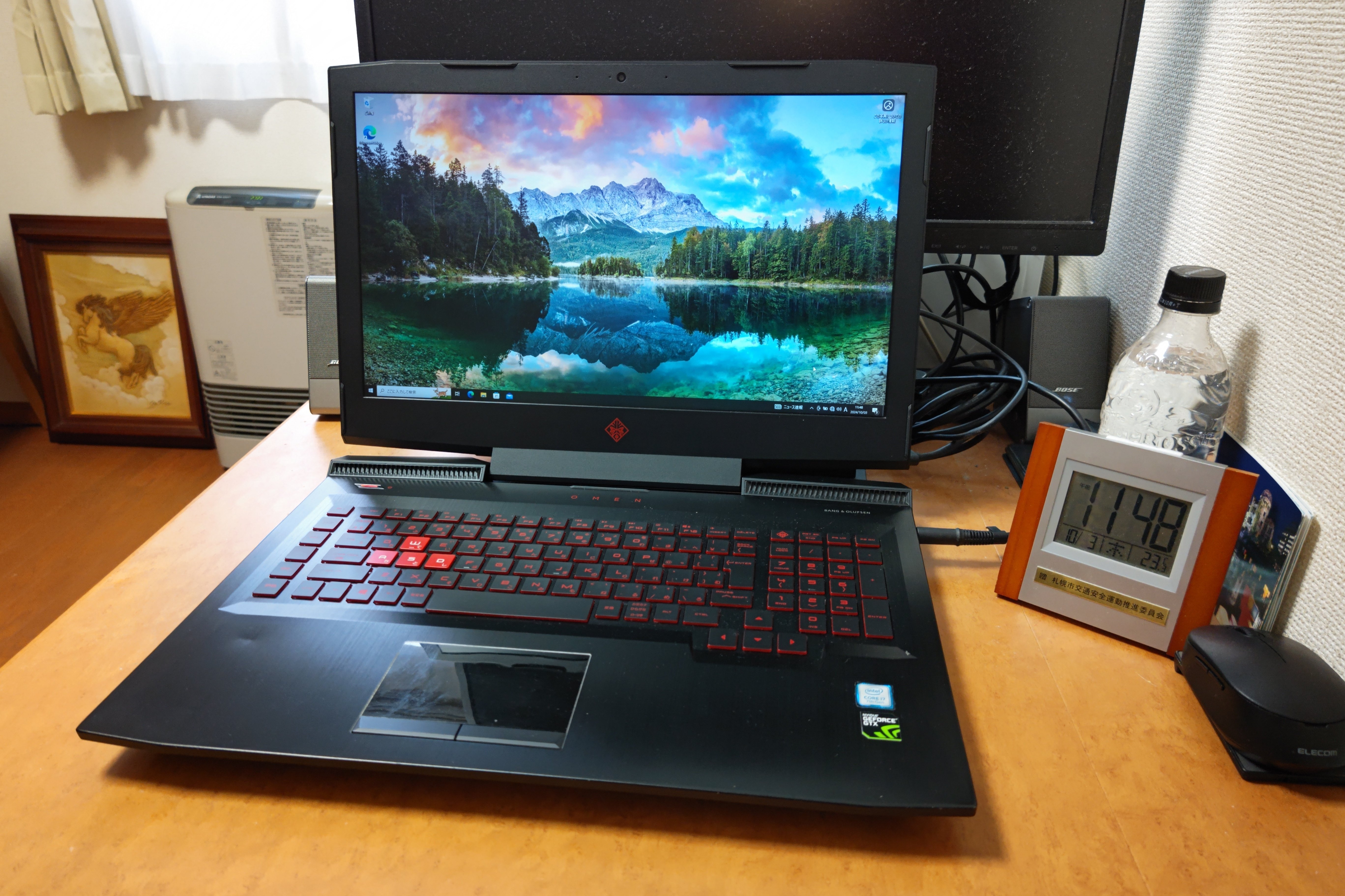 hp - OMEN by HP 17-cb0066TX ゲーミングノート　美品 HP、戦闘機のような近代デザインのゲーミングノート「OMEN by HP