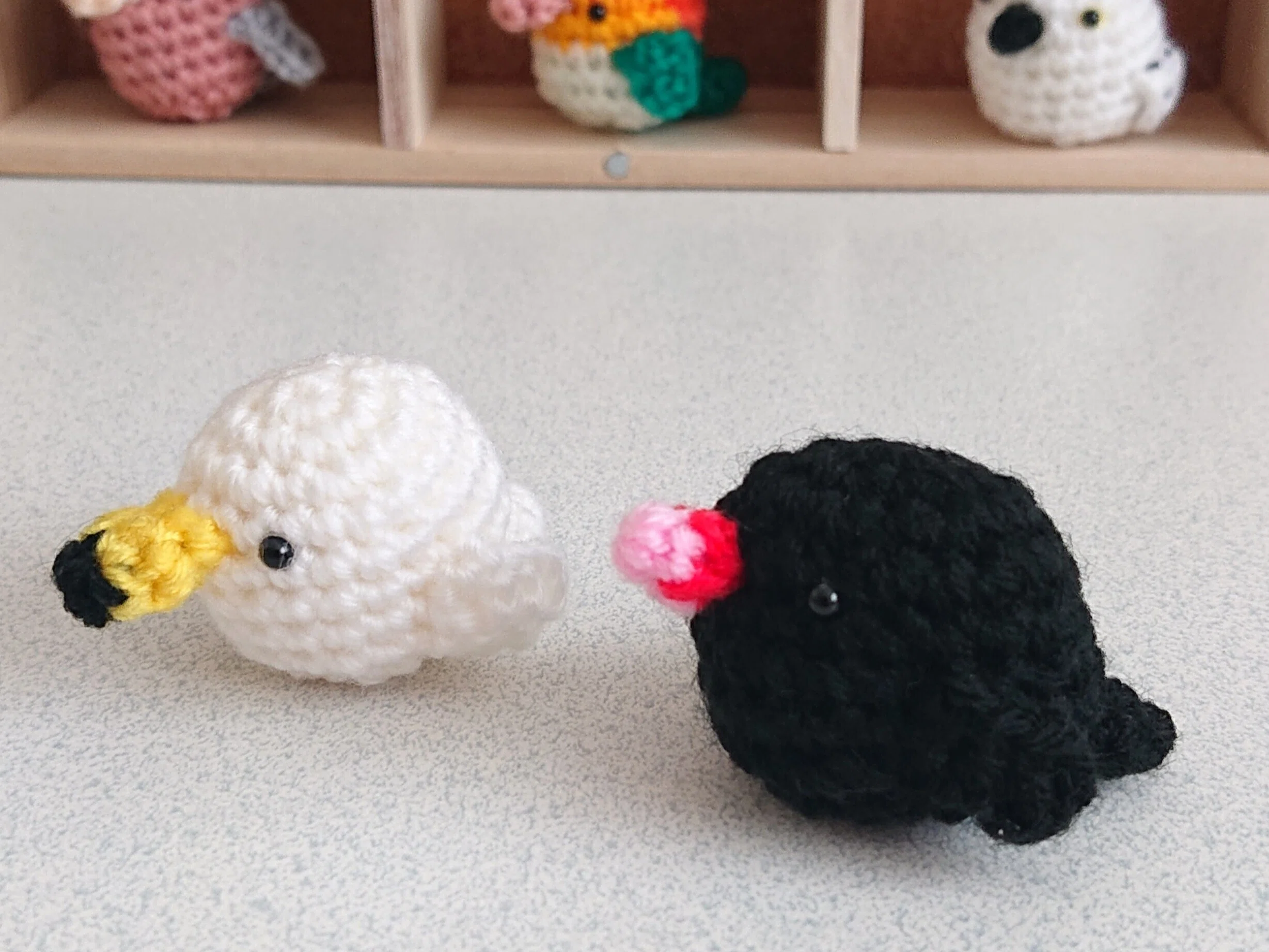 あみぐるみで『まるとり』☆いろとりどりのとり🐥｜まいぱんだ