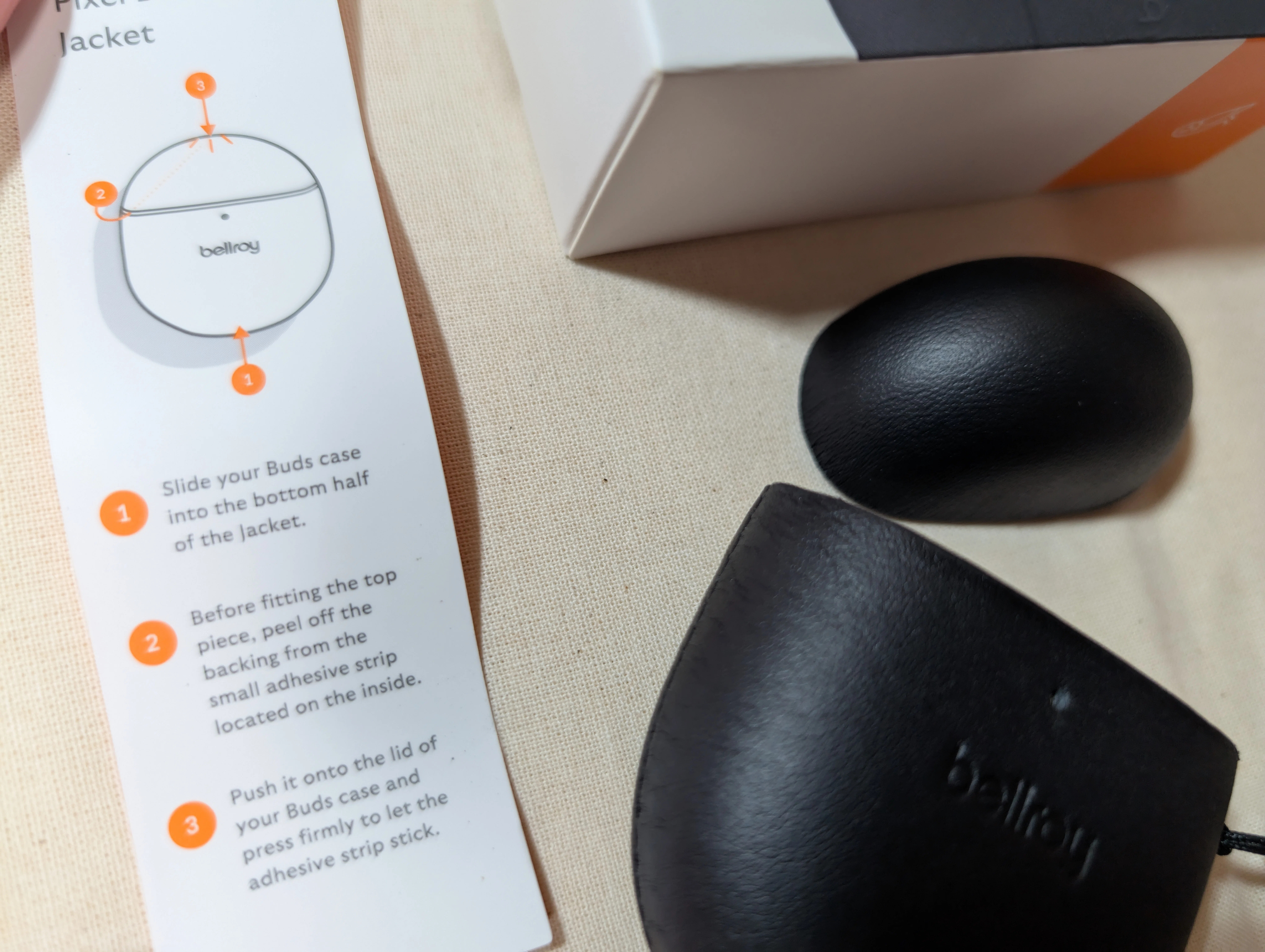ガジェット】Bellroy - ベルロイのGoogle Pixel Buds Pro2用レザー