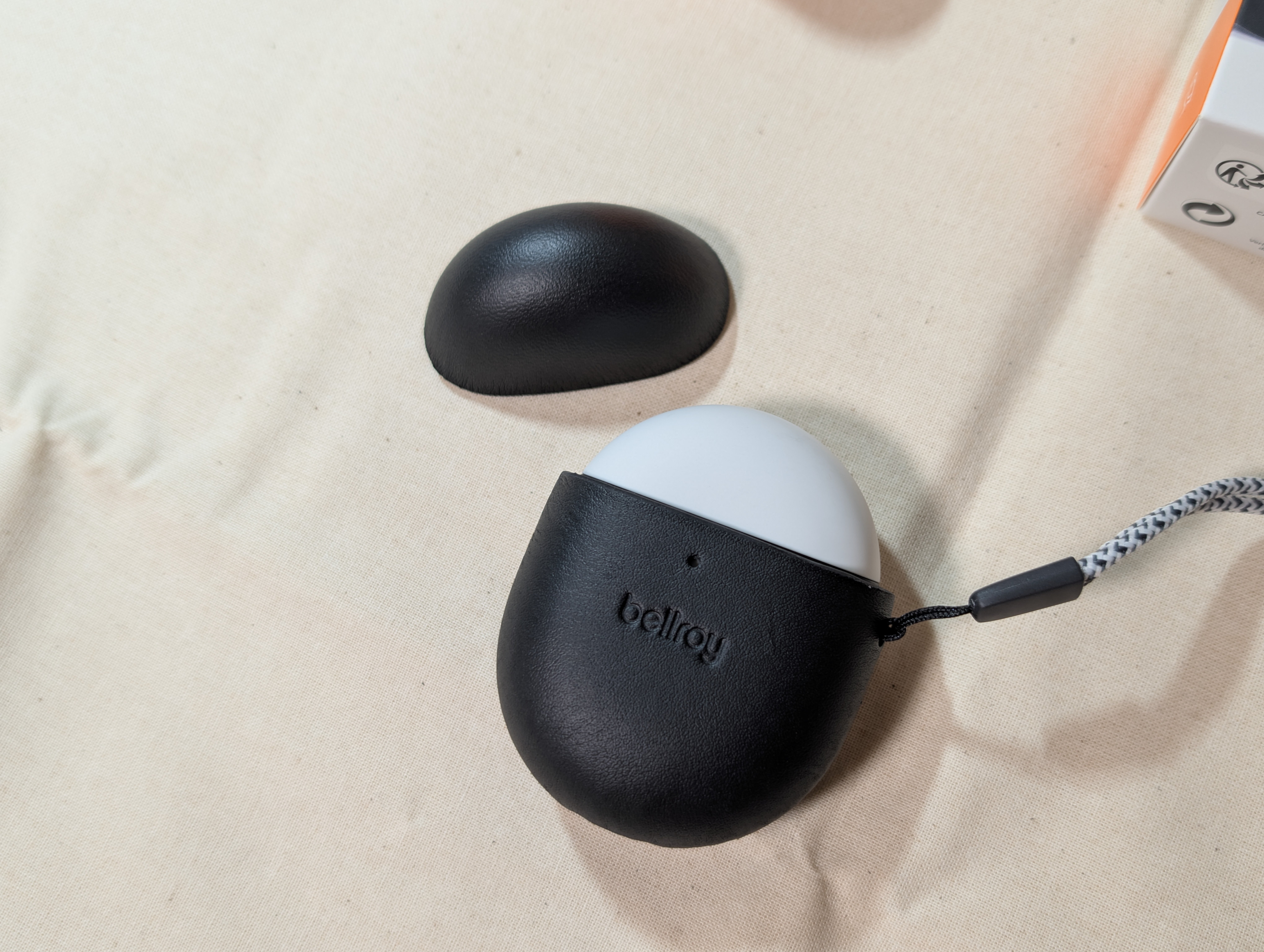 ガジェット】Bellroy - ベルロイのGoogle Pixel Buds Pro2用