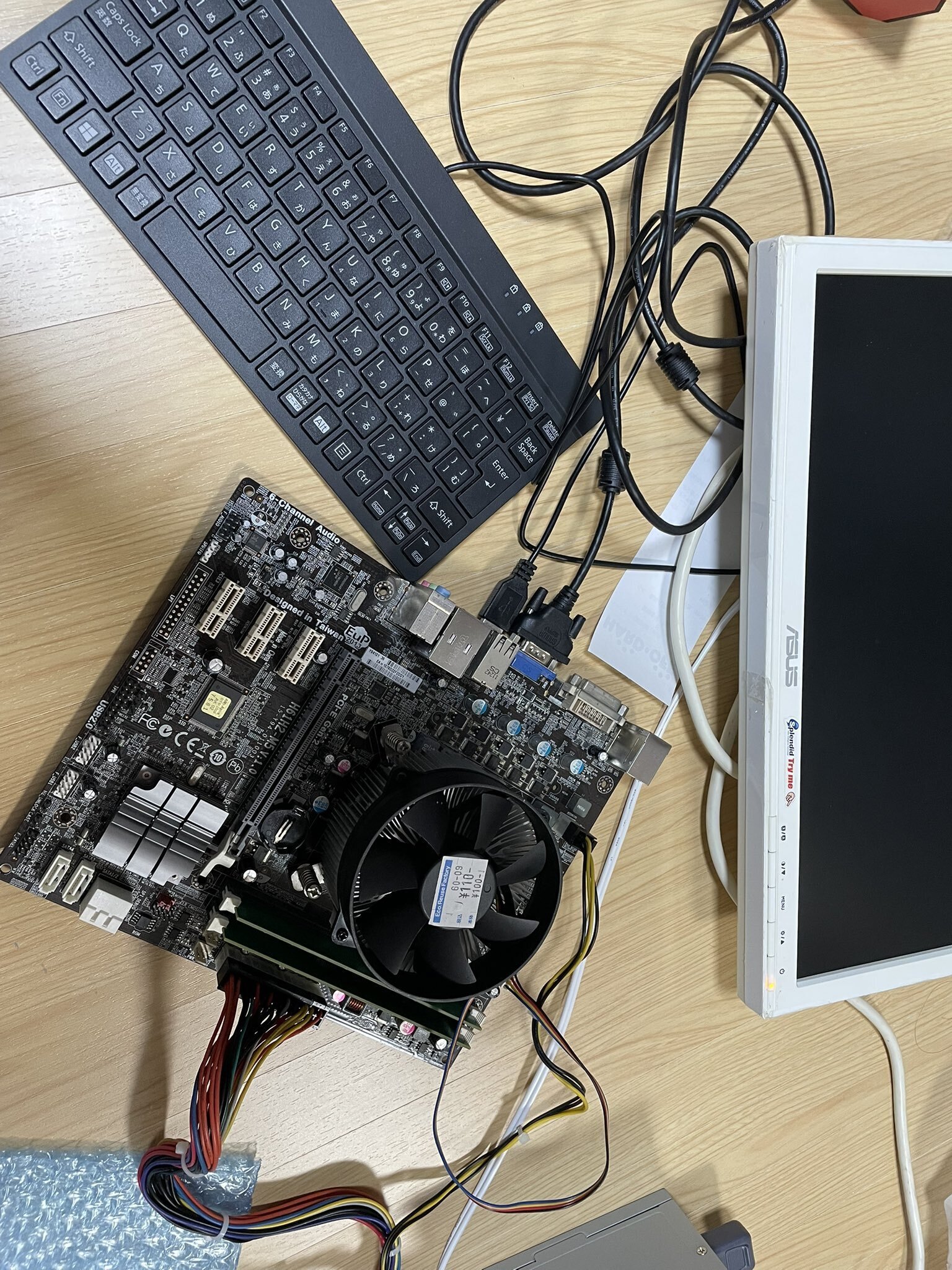 ジャンク品だけでPCを作ろうと思ったら予想外のところで詰まった ジャンク品だけでPCを作ろうと思ったら予想外のところで詰まった