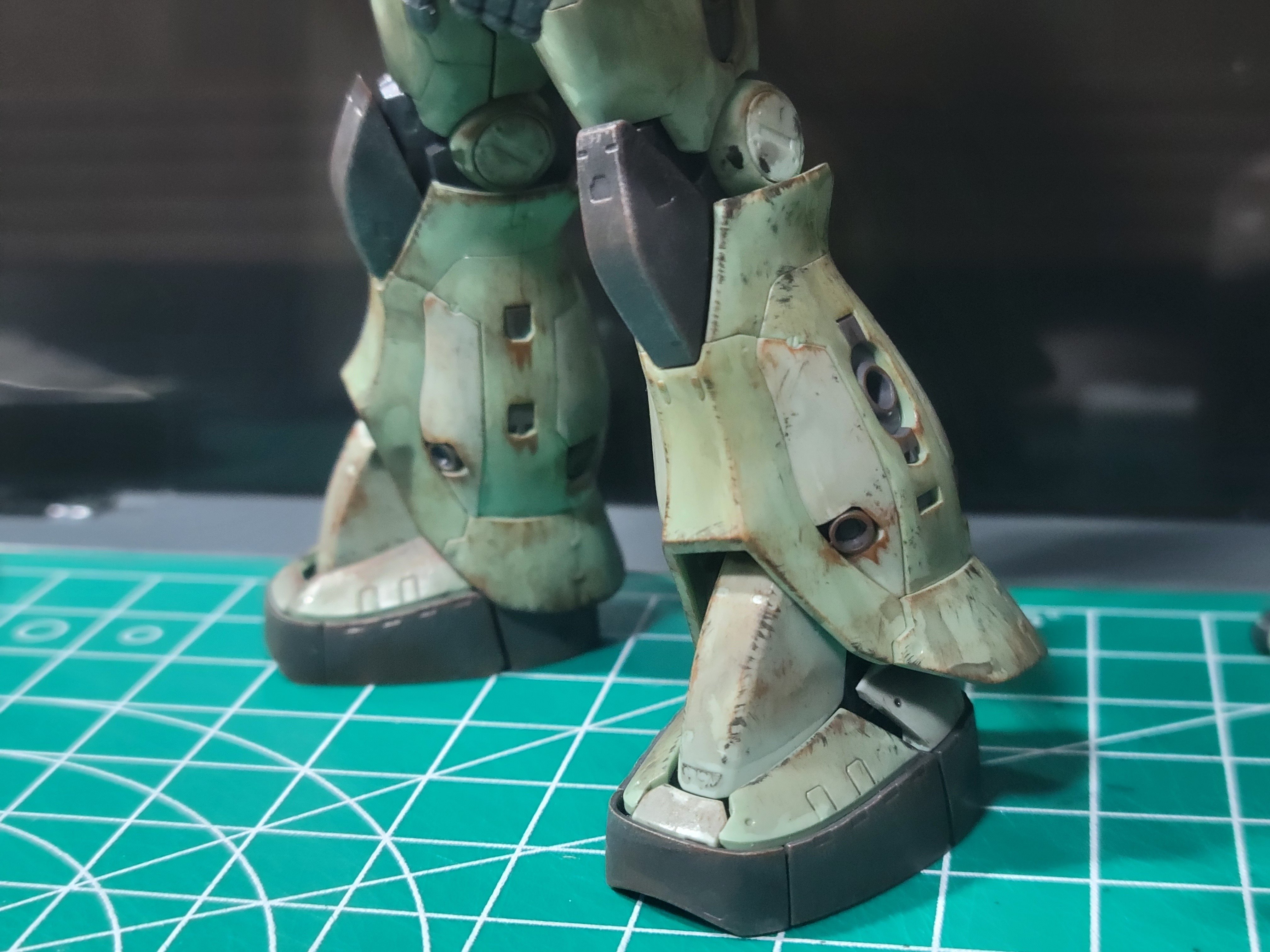 ガンプラ】RG量産型ザクⅡでNゲージジオラマ制作｜るるシア