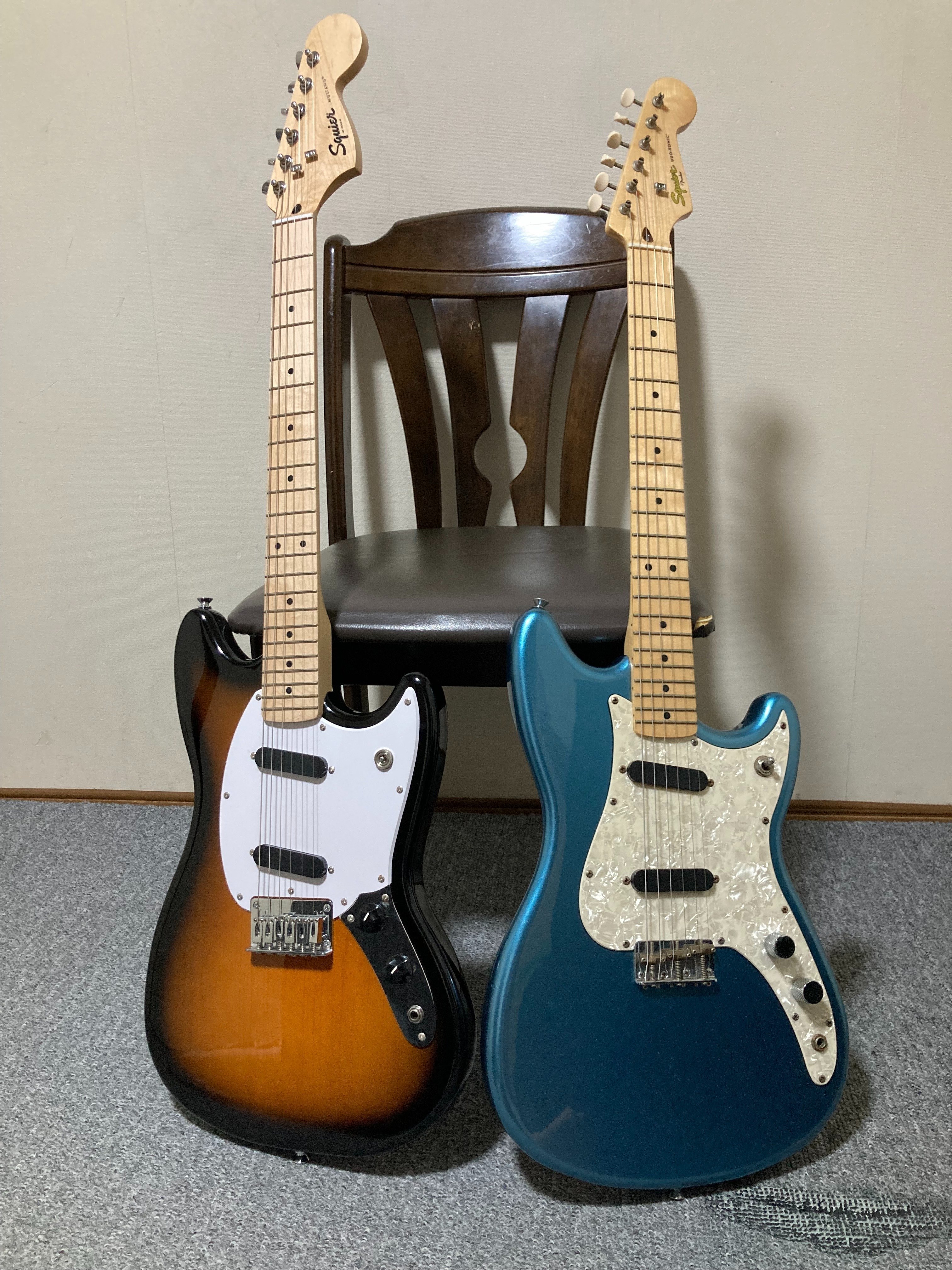 ギター Fender SQUIER DUO-SONIC Squier by Fender Classic Vibe Duo-Sonic HS Desert Sand エレキ