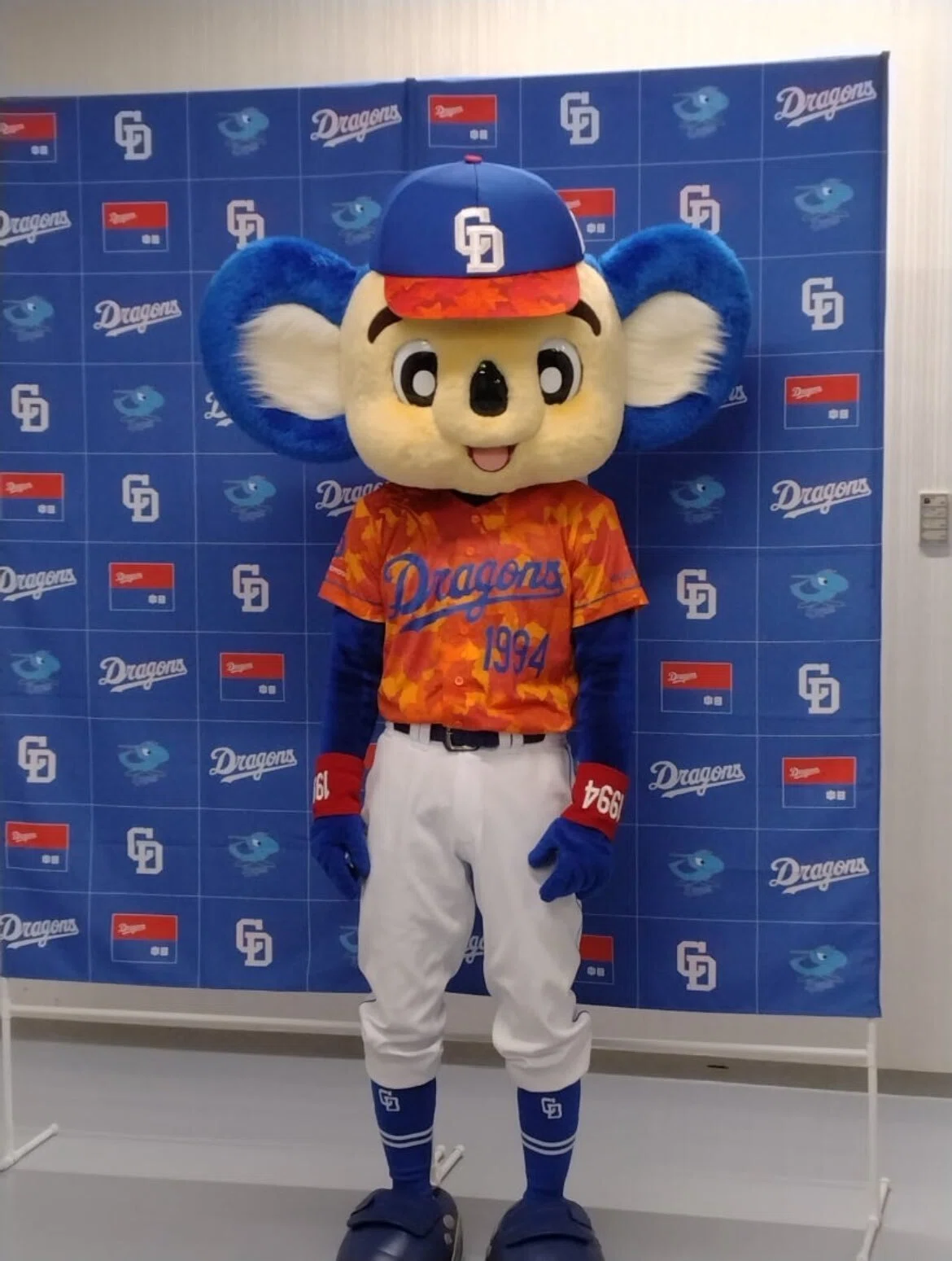 プロ野球・配布ユニフォームの闇｜ニシ・マサ