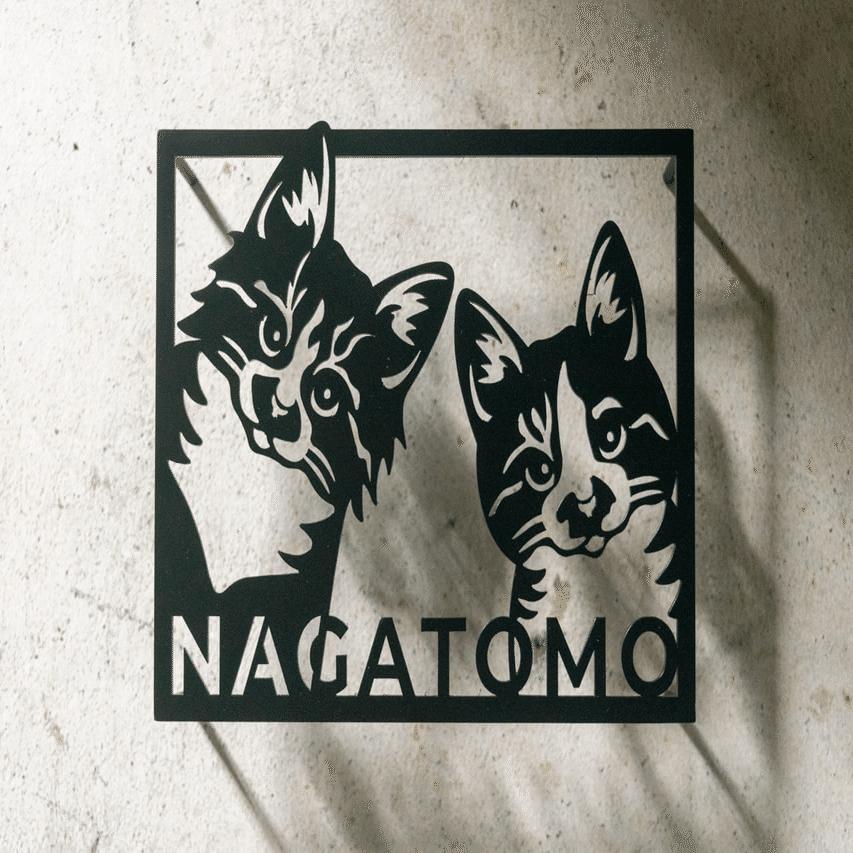 ねこマンモス様　オーダー受付 家族の絆を象徴するオーダーメイドの猫表札：愛猫がお出迎えする玄関