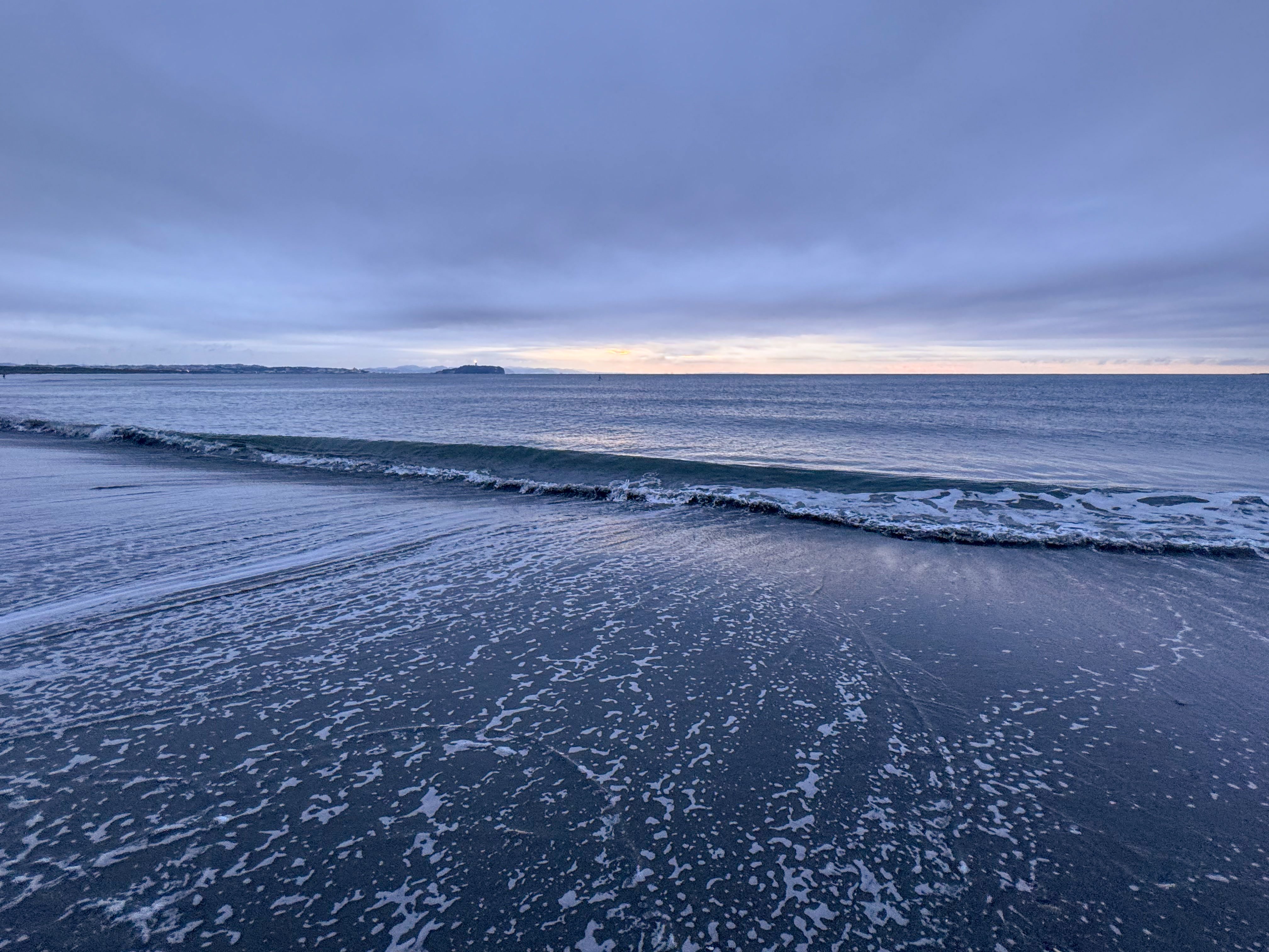 海の風景 千葉フォルニア』 袖ヶ浦市にある千葉フォルニアと 袖ヶ浦海浜