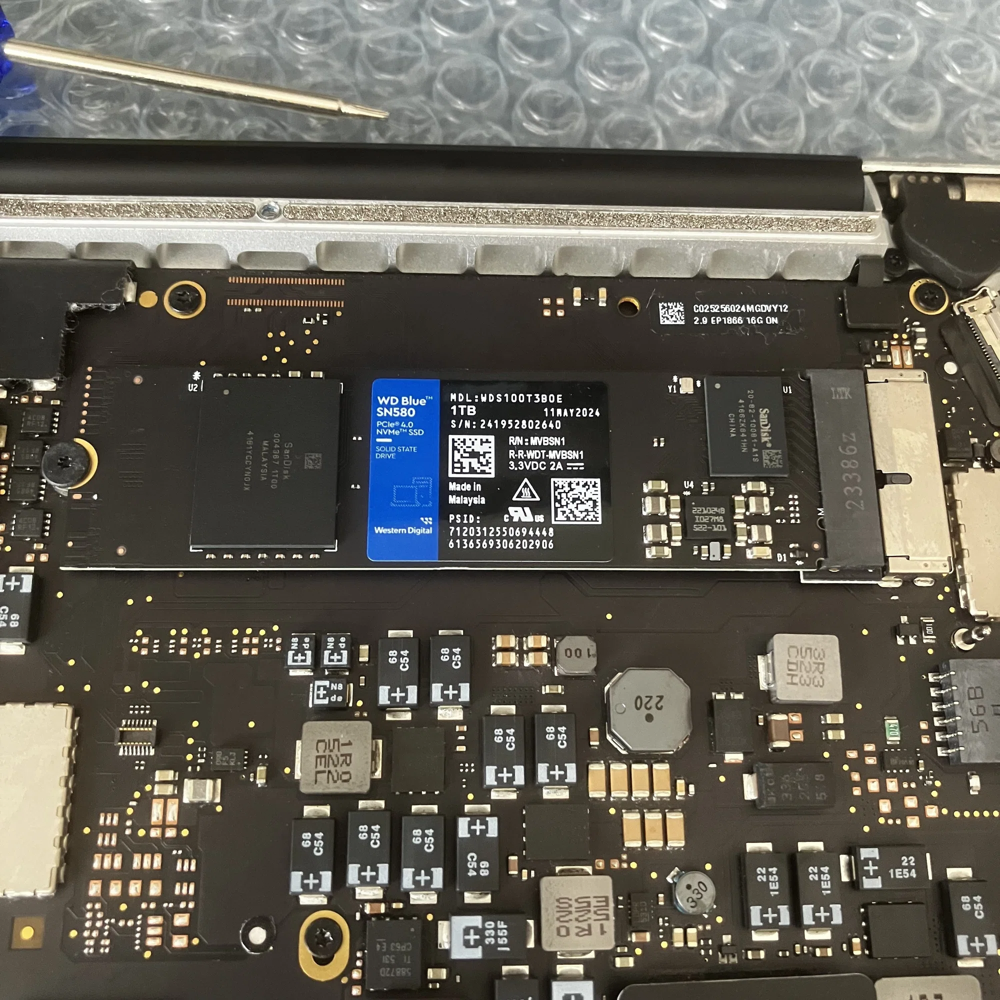 A737MacBookAir 用SSD 128GB(2013-2015年対応) 7年前に買ったiMacを