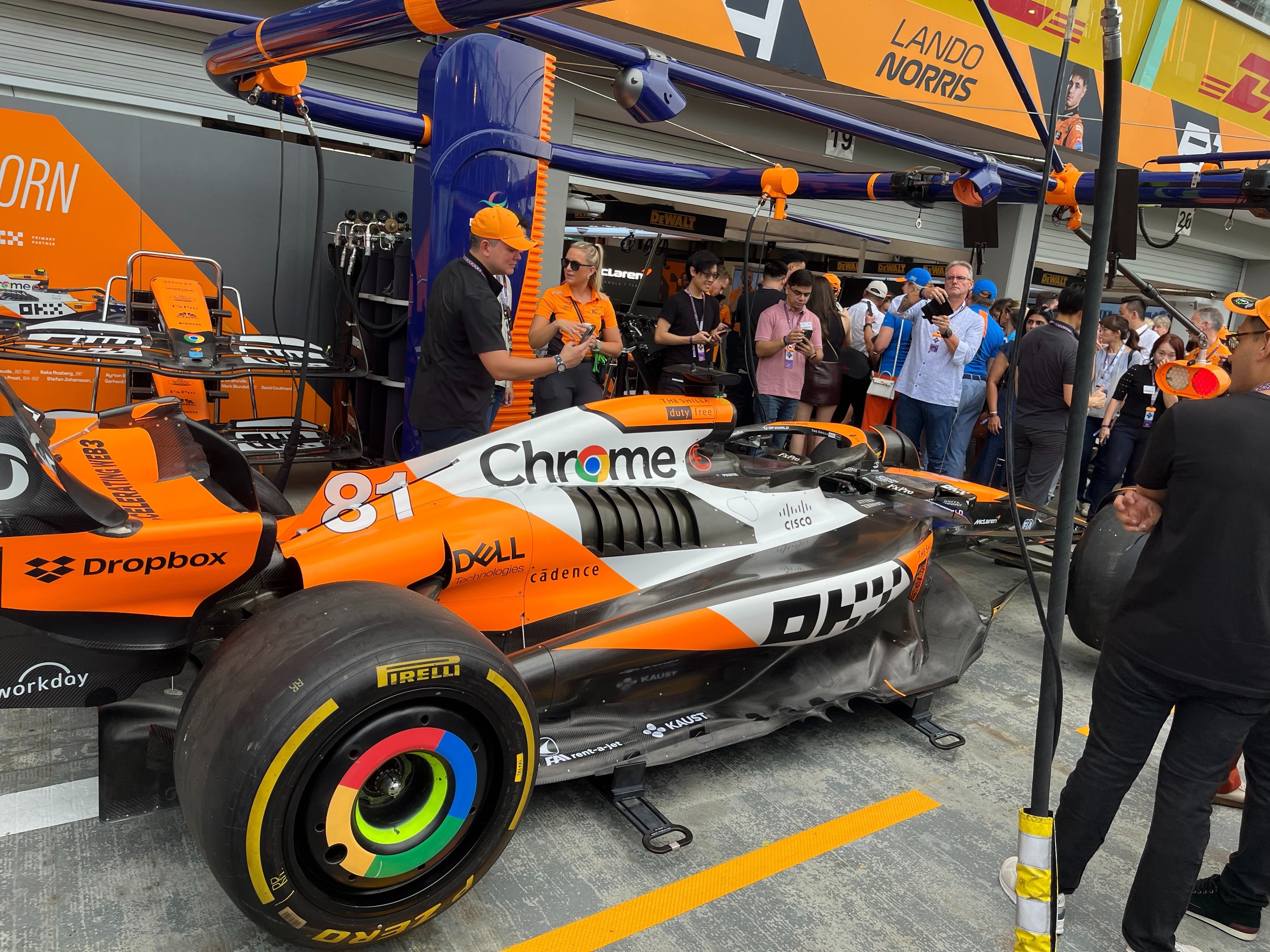 【フェラーリ】2023年 F1 シンガポールグランプリ パドッククラブセット フェラーリ】2023年 F1 シンガポールグランプリ パドッククラブ