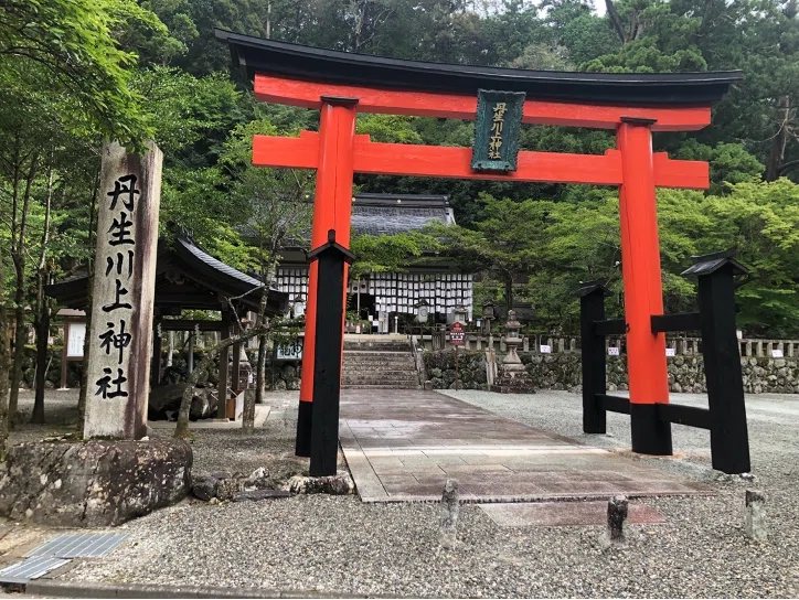 丹生川上神社 〜古くて新しい雨の大社〜|秘境が丘 丹生川上神社 〜古くて新しい雨の大社〜|秘境が丘