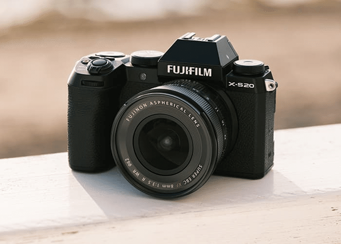 FUJIFILM X-S20 【使用頻度２、3回のみ】 FUJIFILM X-S20とX-S10の違いを比較 進化したポイントについて