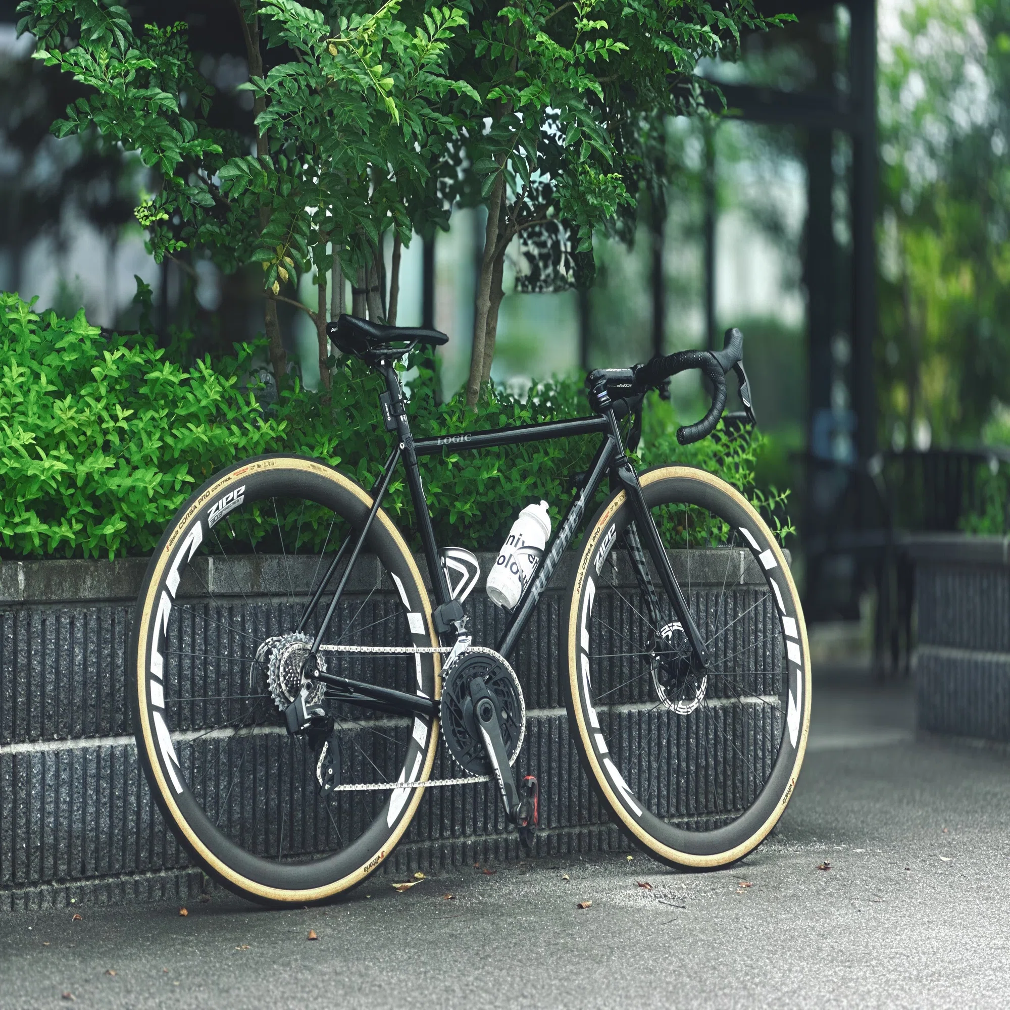 SRAM新型「RED AXS E1」の〇〇が良い｜877Bicycle?