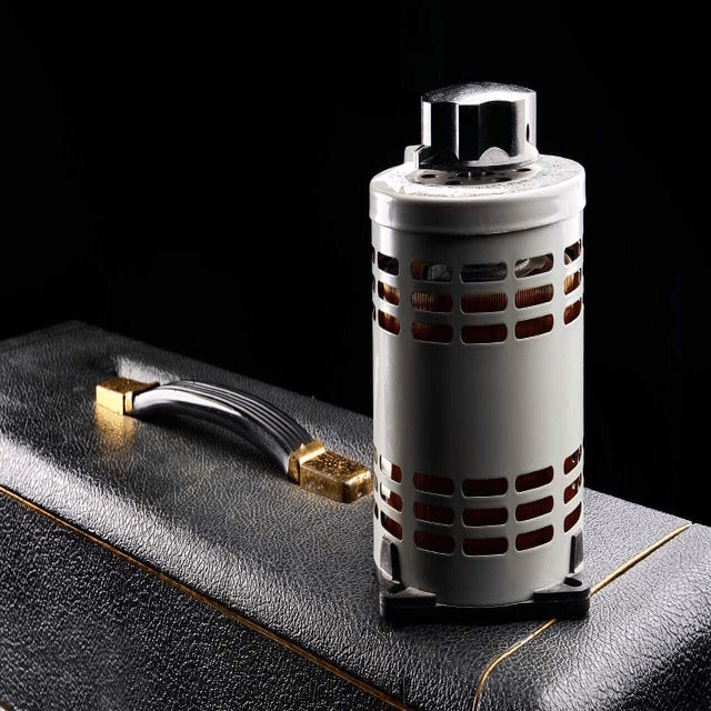 プレキシ・アンプのトーンを忠実に再現する「UAFX Lion '68 Super Lead