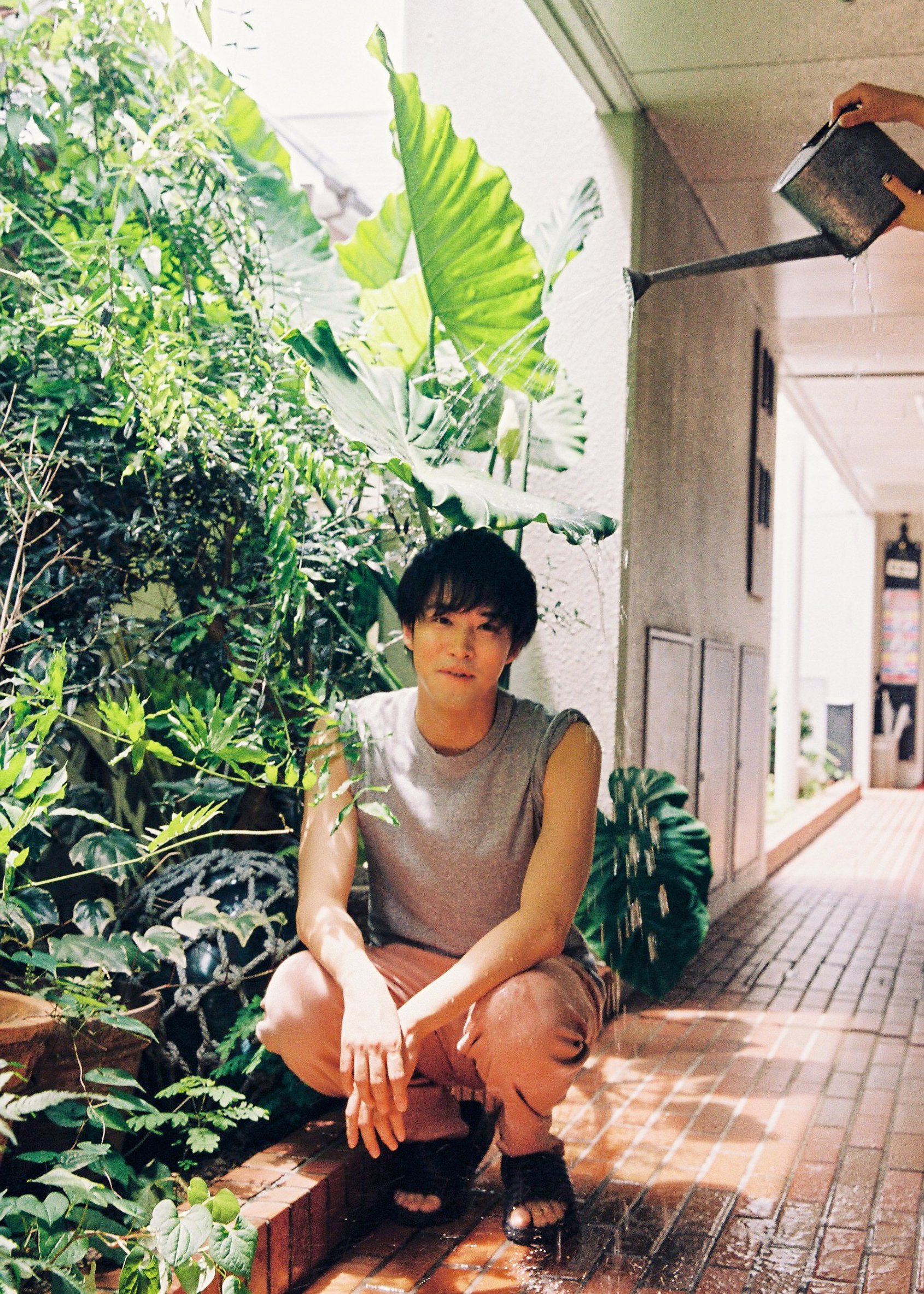 30代半ば、自分の行く末が見えてきた」白石隼也、11年ぶりのカレンダー