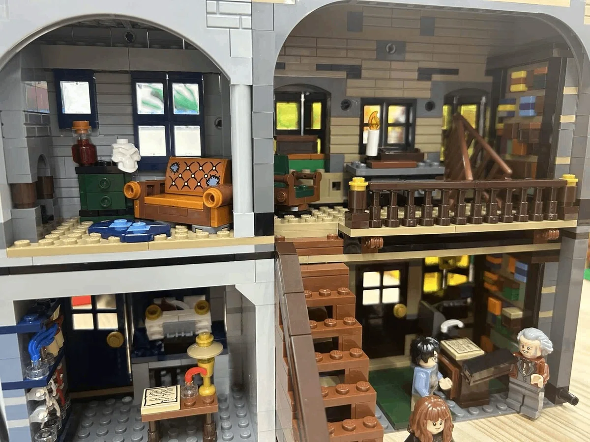 LEGO ハリーポッター 75978 ダイアゴン横丁｜YOSHINANI, Inc.（よしなに）