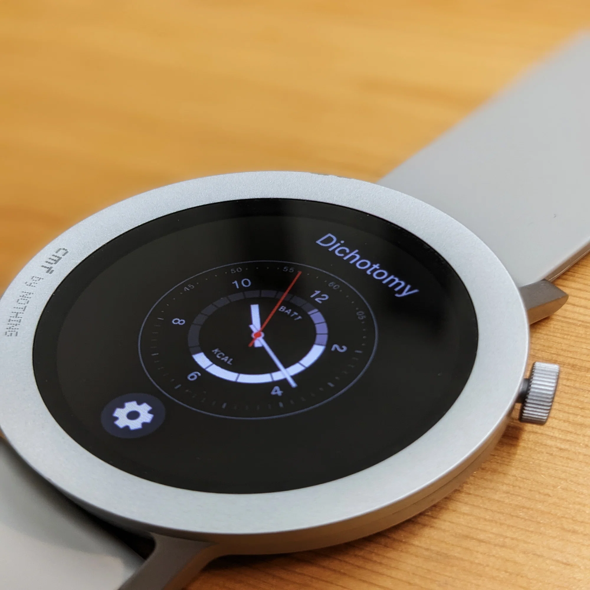 CMF Watch Pro 2は使いにくく、日本向けデザインもひどいのでオススメ 