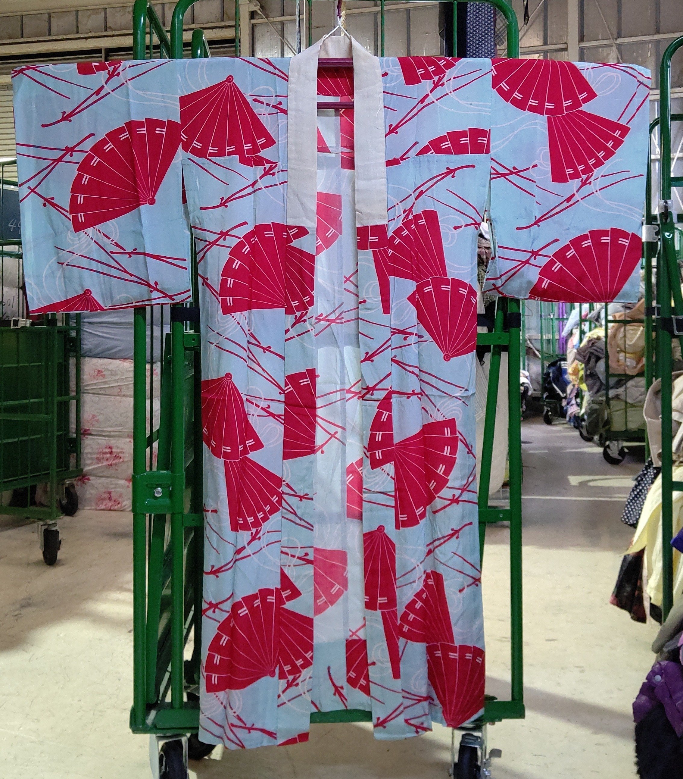 👸Queenのフレディ・マーキュリーも愛用していた👘正絹錦紗の長襦袢を