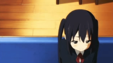 映画けいおん!』中野梓(あずにゃん)への贖罪の物語｜桃柄桃太