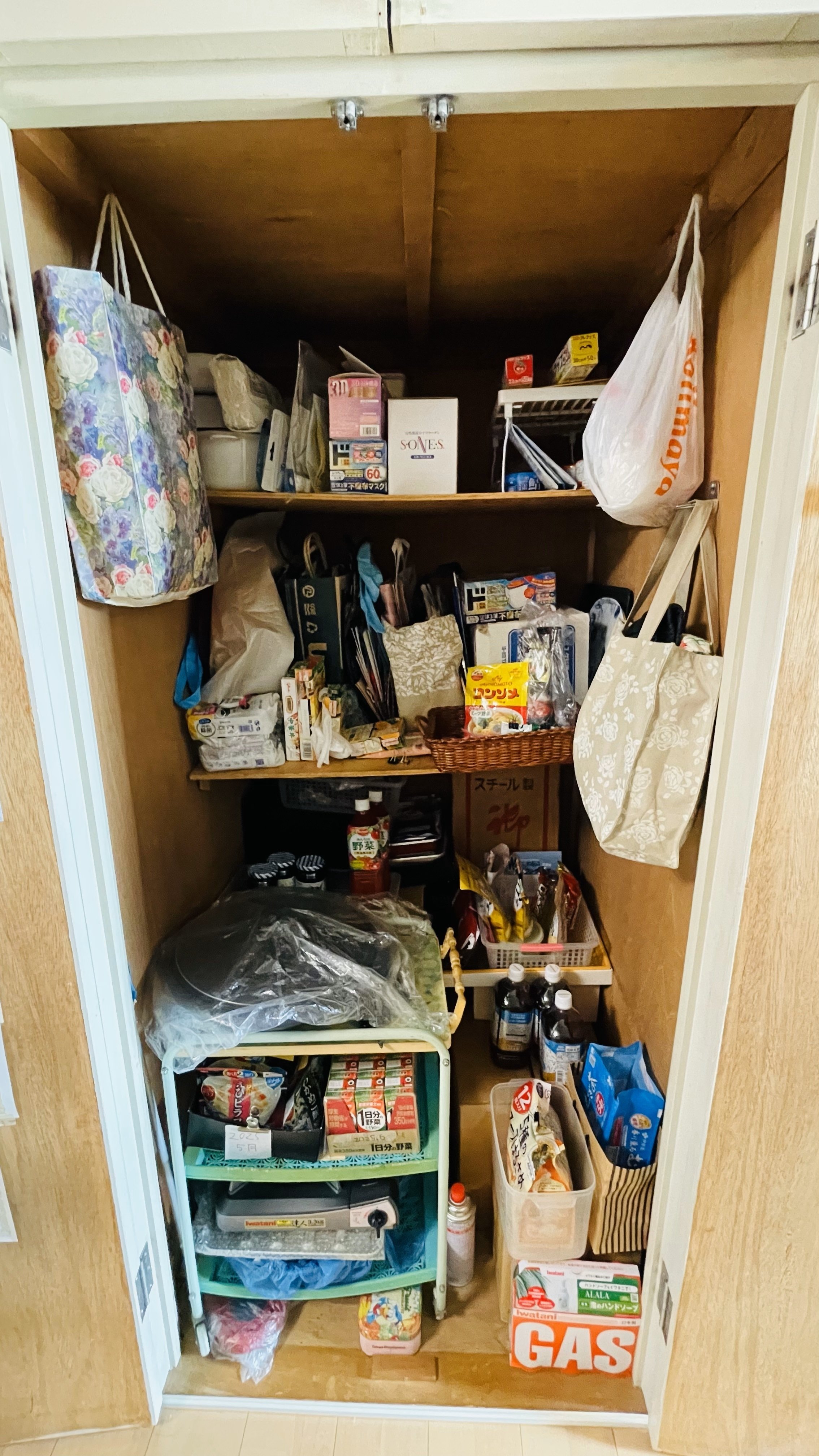 実家で断捨離の練習｜YukaMatsushima