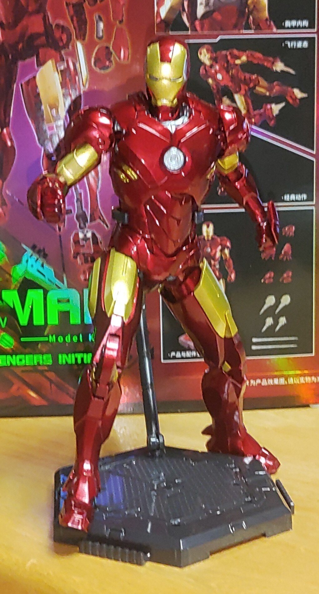 アイアンマン　フィギュア　11体＋2体 Amazon.co.jp: TAMASHII NATIONS S.H.フィギュアーツ